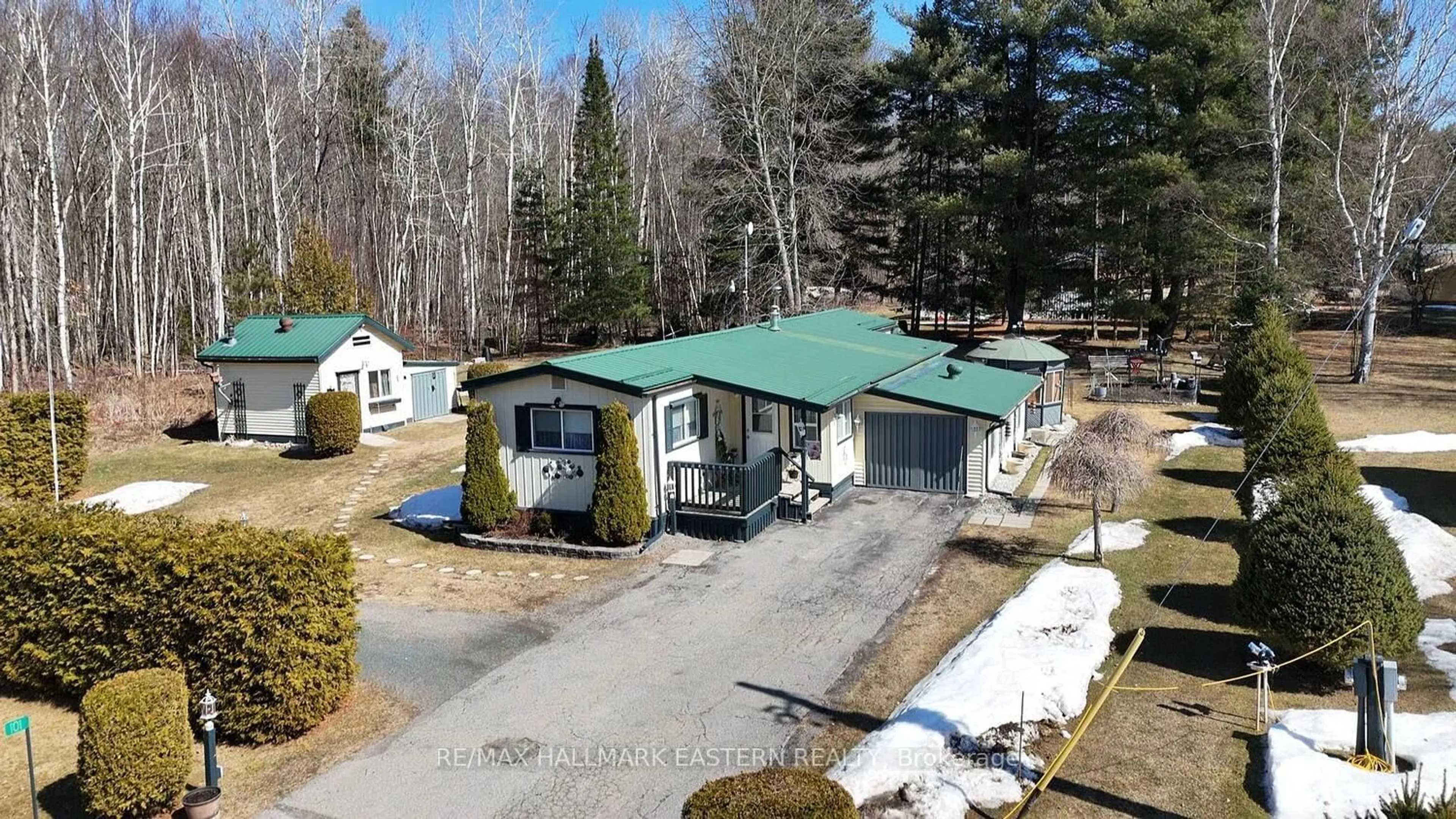 A pic from outside/outdoor area/front of a property/back of a property/a pic from drone, street for 101 Sama Park Rd, Havelock-Belmont-Methuen Ontario K0L 1Z0