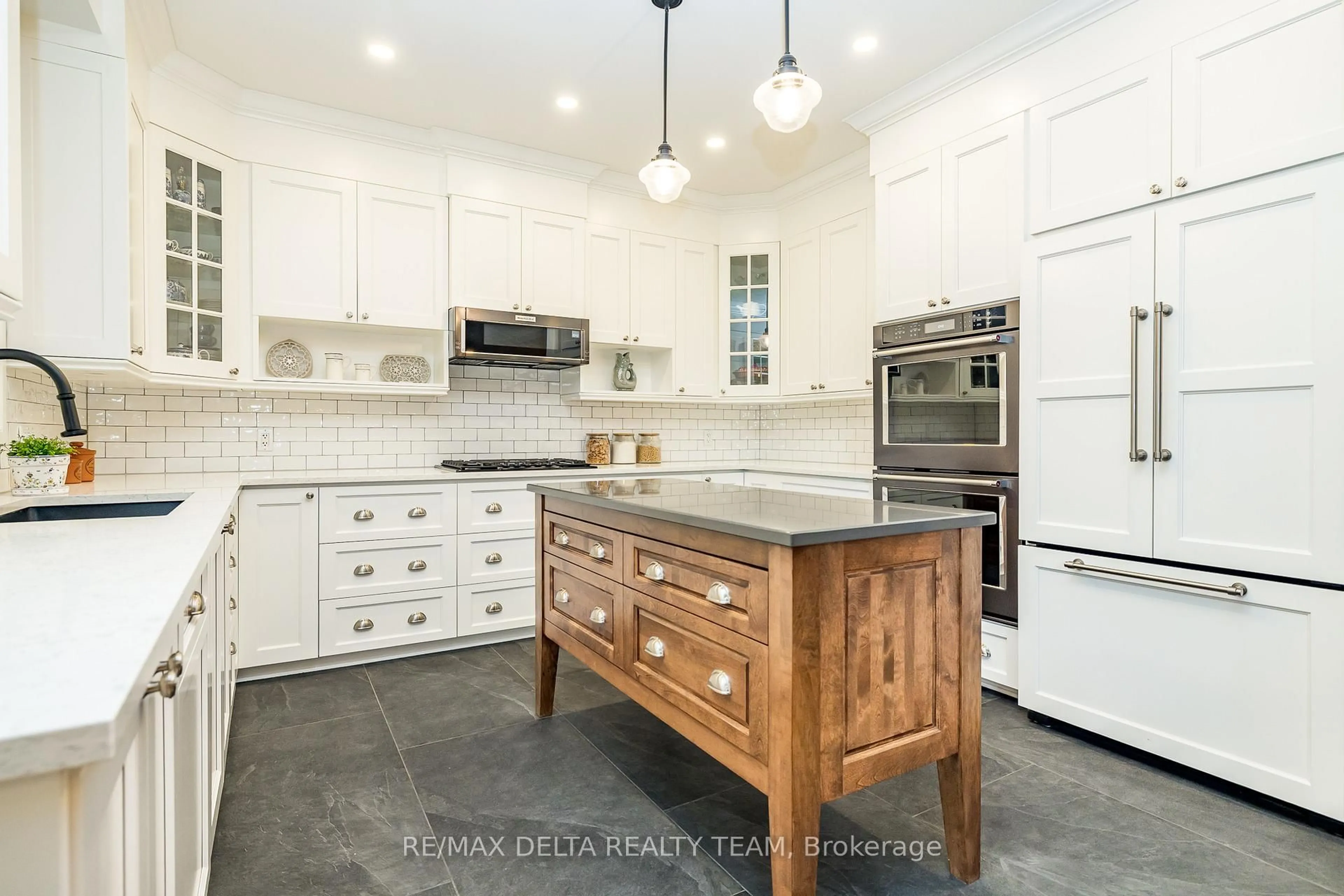 Open concept kitchen, ceramic/tile floor for 1779 Heatherstone Cres, Ottawa Ontario K4A 4P3