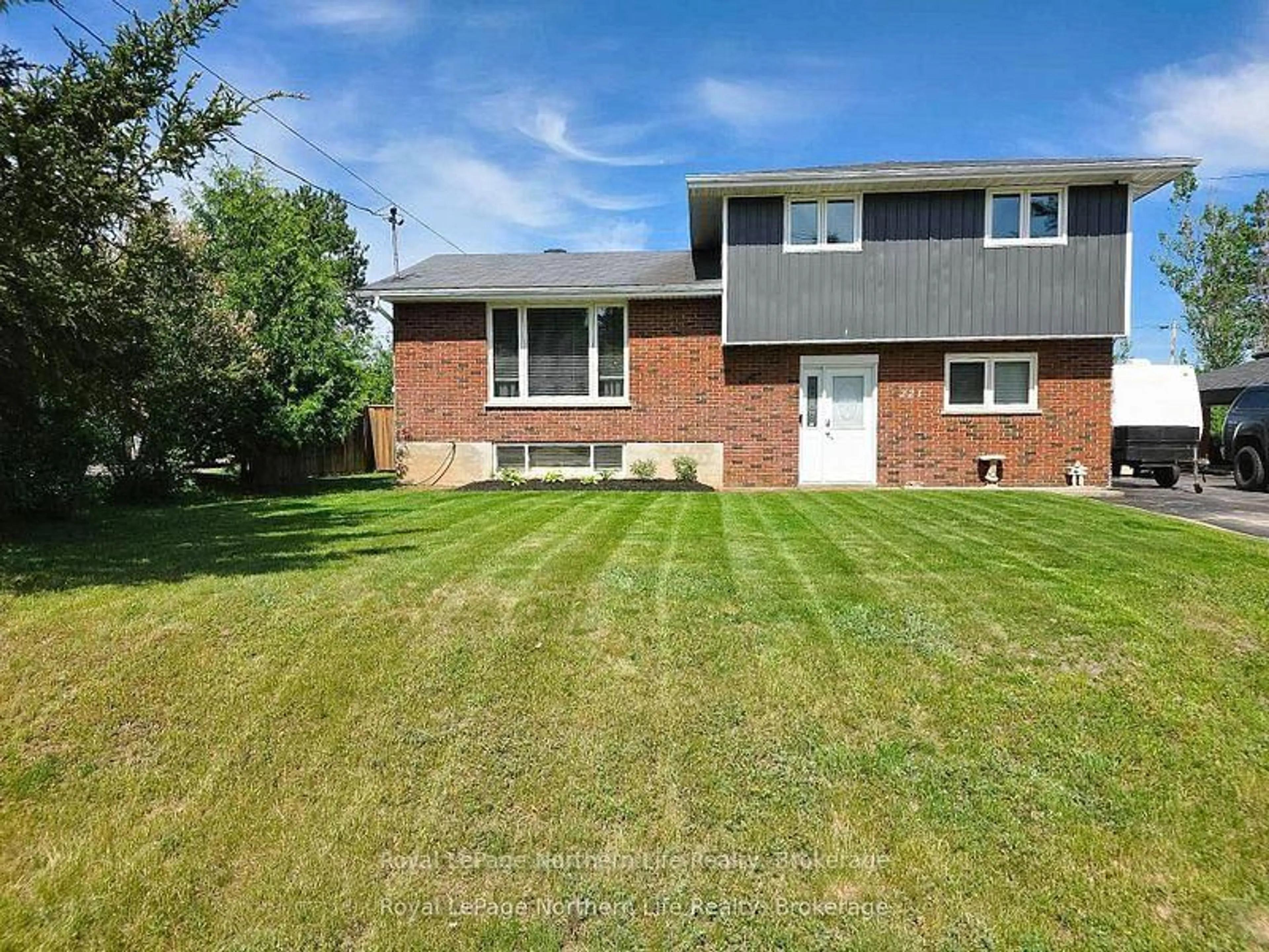 Home with brick exterior material, street for 221 Eleventh St, Mattawa Ontario P0H 1V0