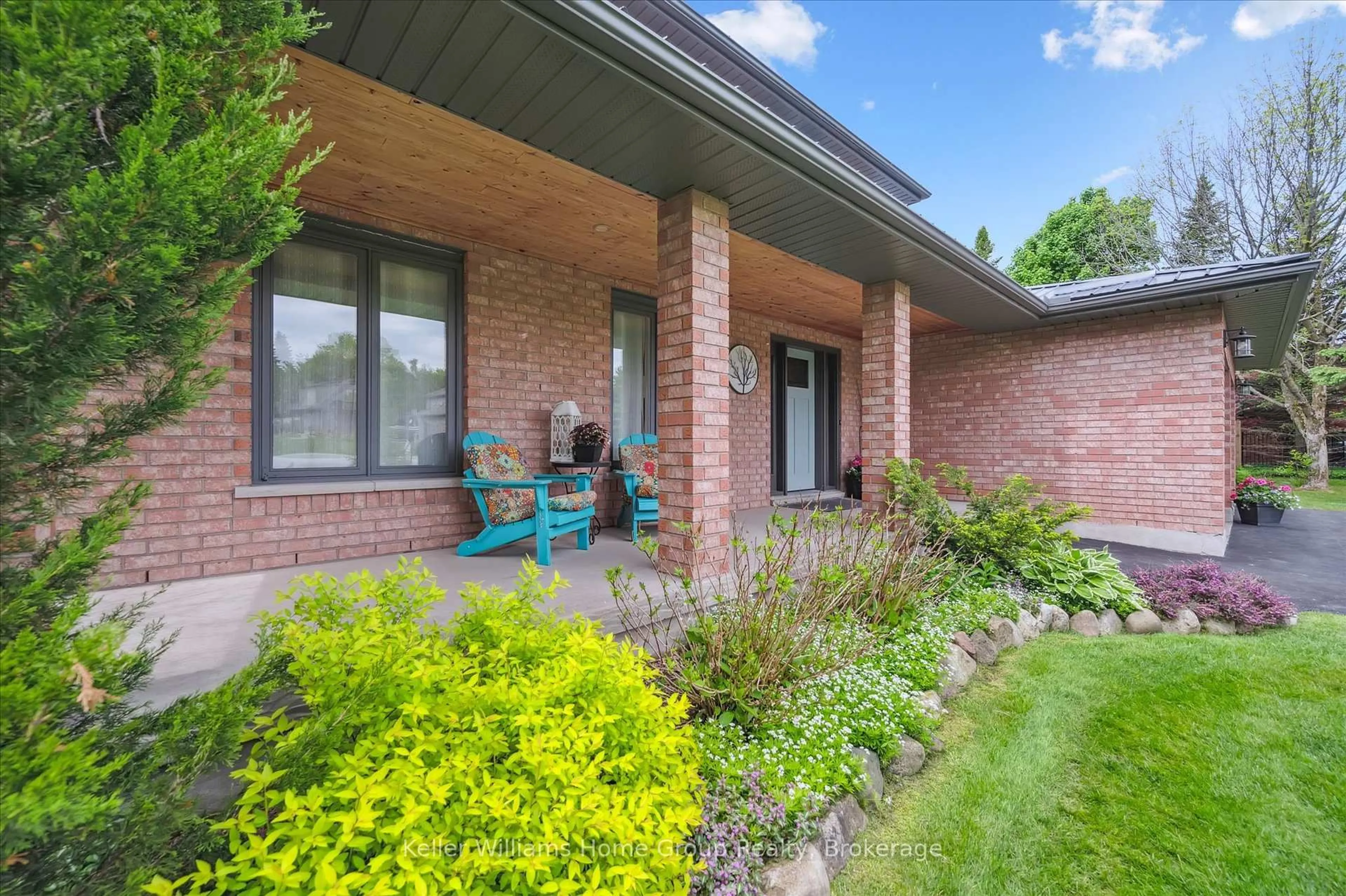 Home with brick exterior material, street for 4 Sargent Blvd, Centre Wellington Ontario N0B 1J0