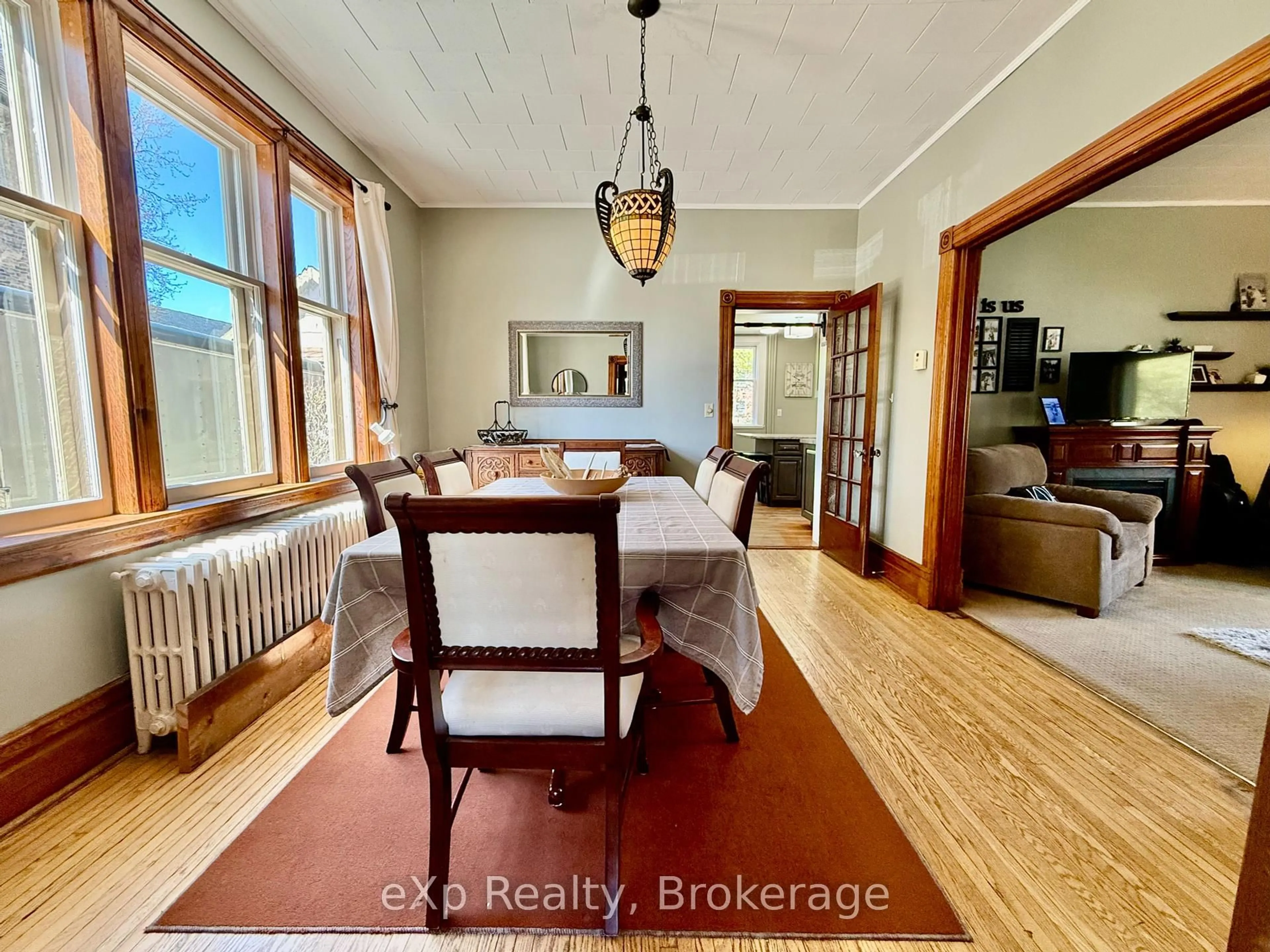 Dining room, unknown for 506 9TH Ave, Hanover Ontario N4N 2M3