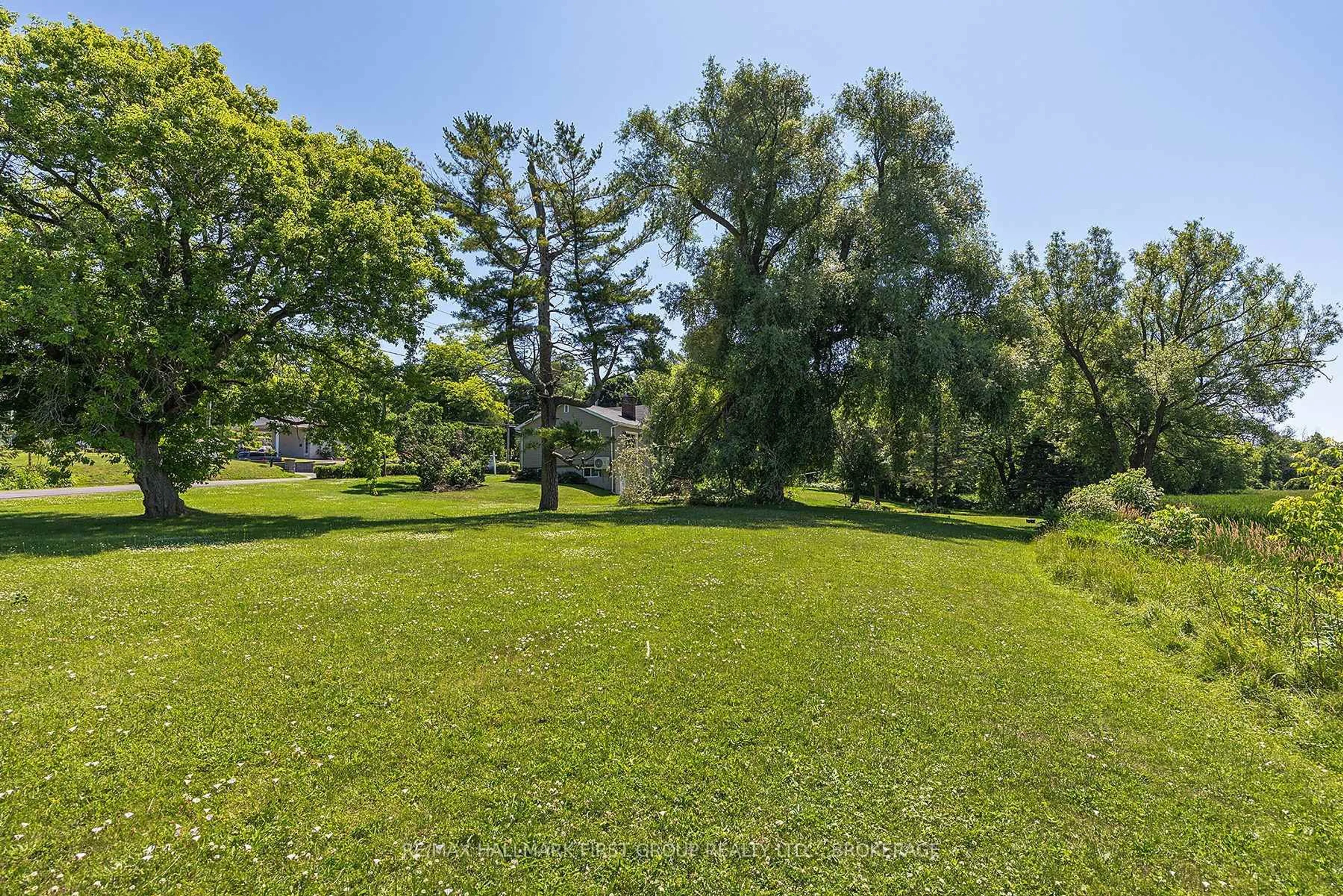 A pic from outside/outdoor area/front of a property/back of a property/a pic from drone, forest/trees view for 757 Hillview Rd, Kingston Ontario K7M 5C8