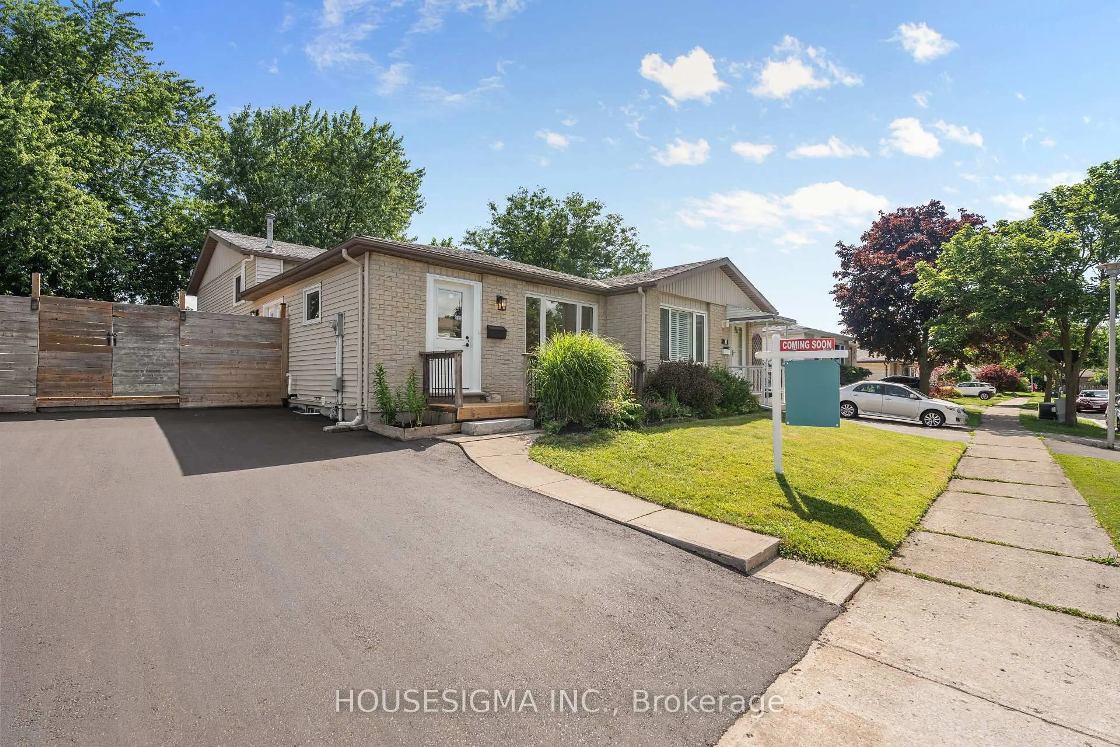 Unknown for 69 Adswood Rd, London South Ontario N6E 2W2