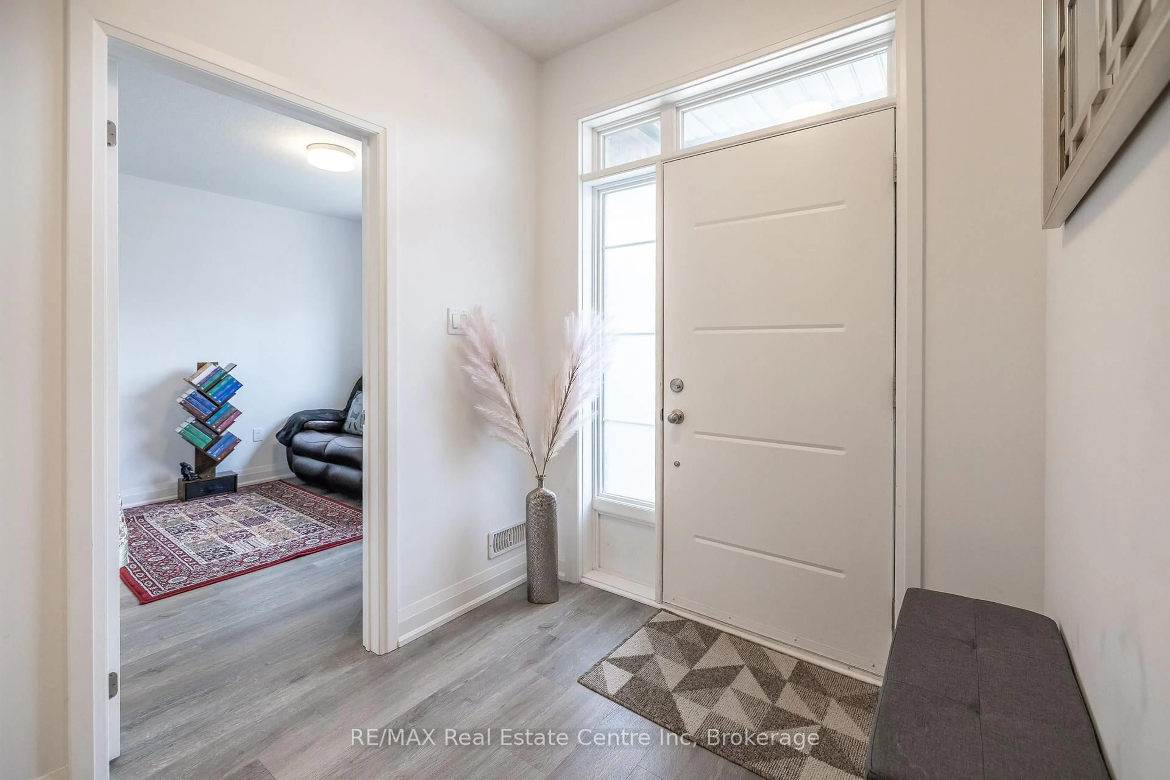 Indoor entryway for 170 Huron St, Guelph Ontario N1E 0S7