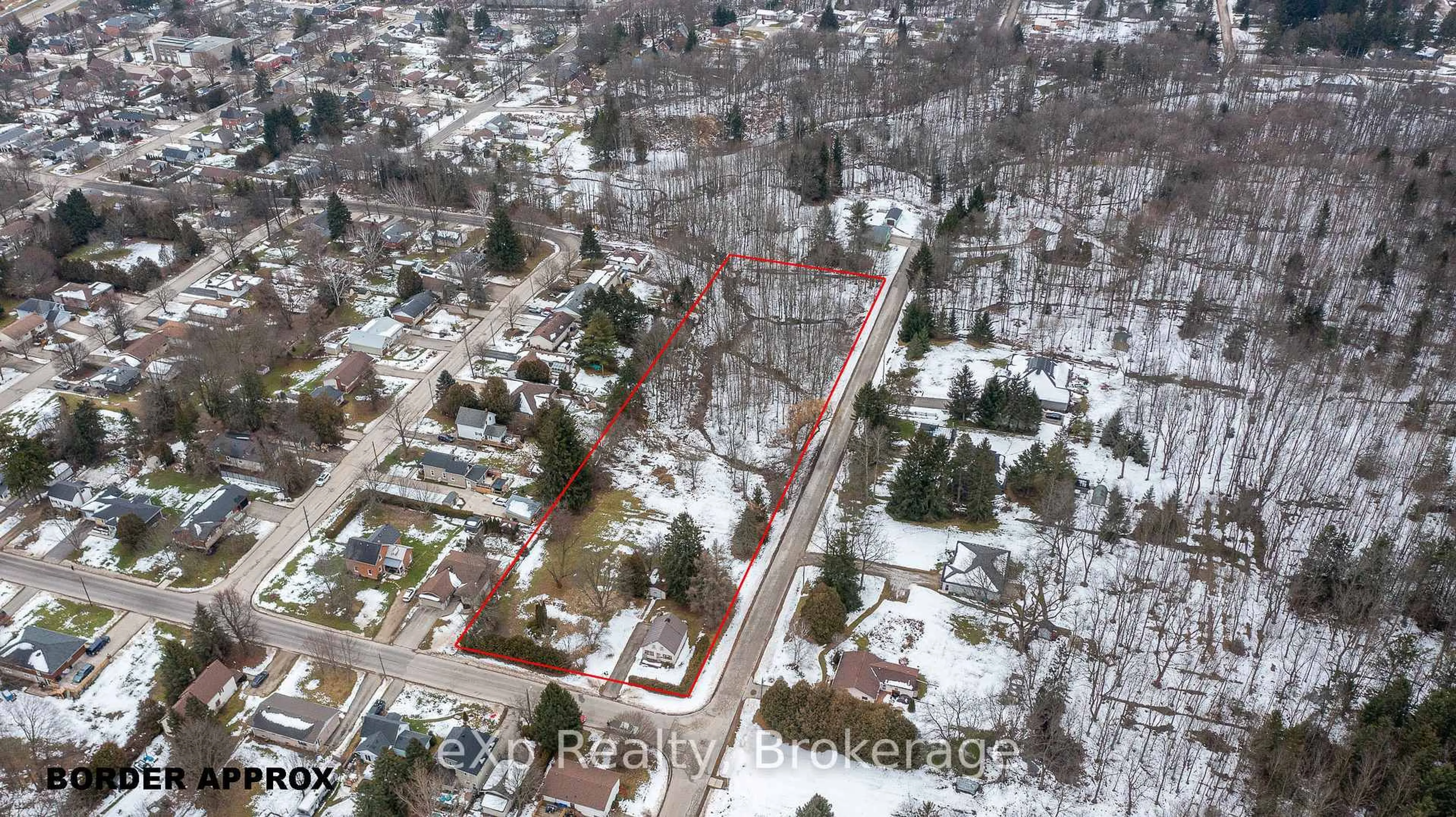 A pic from outside/outdoor area/front of a property/back of a property/a pic from drone, street for 791 23rd St, Owen Sound Ontario N4K 4H4