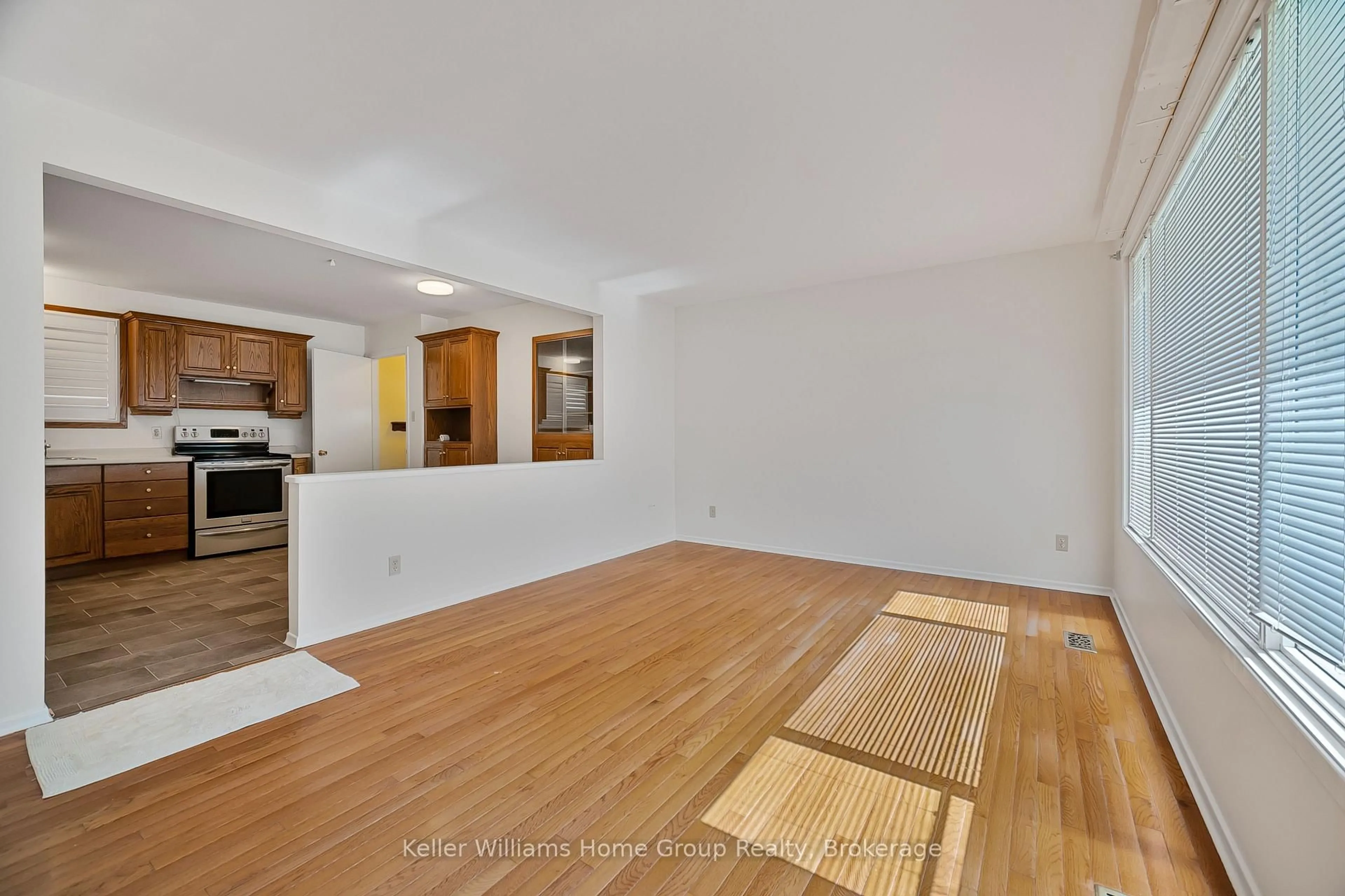A pic of a room for 155 Berwick St, Woodstock Ontario N4S 7L6