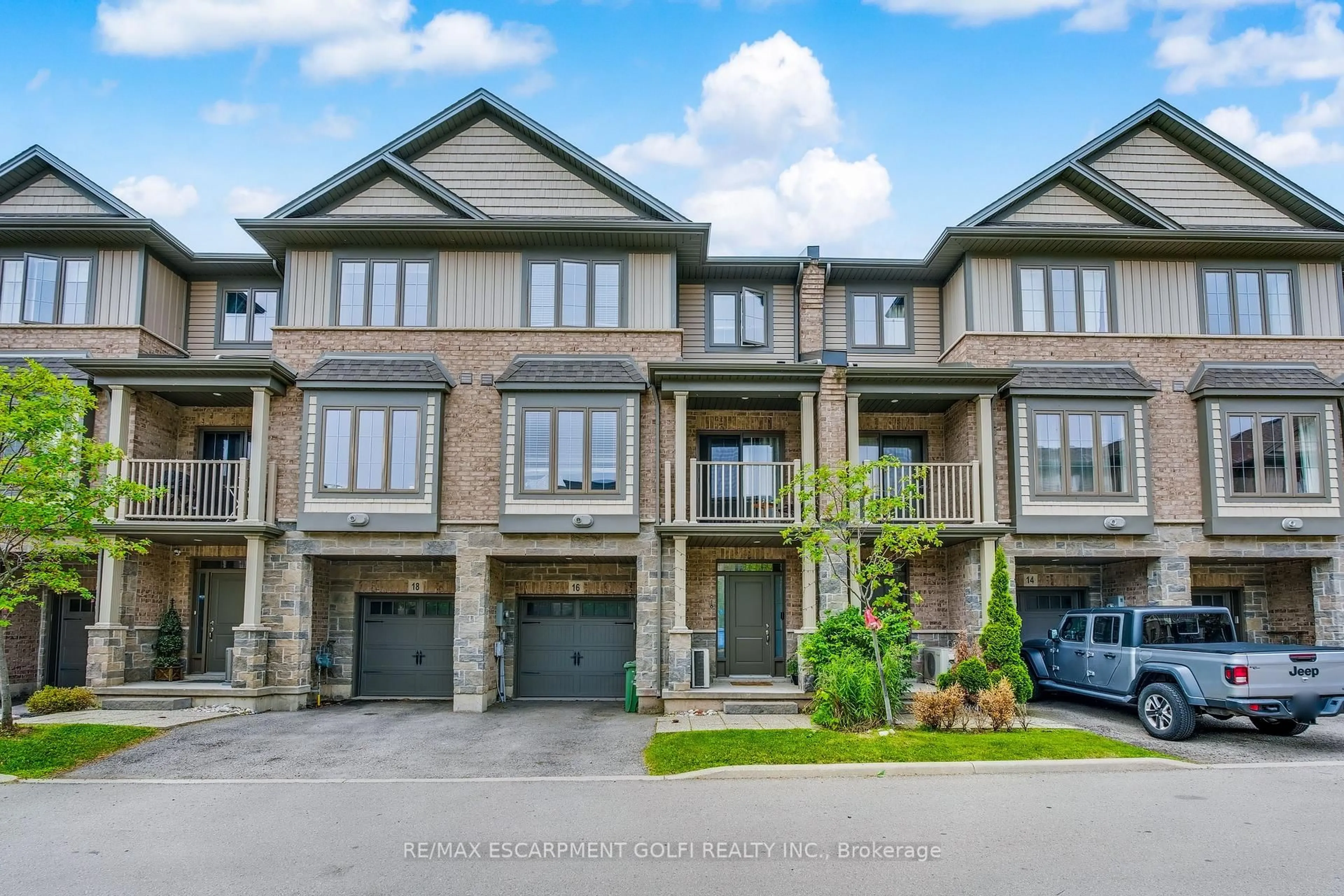 Home with brick exterior material, street for 16 Lakefront Dr, Hamilton Ontario L8E 0J3