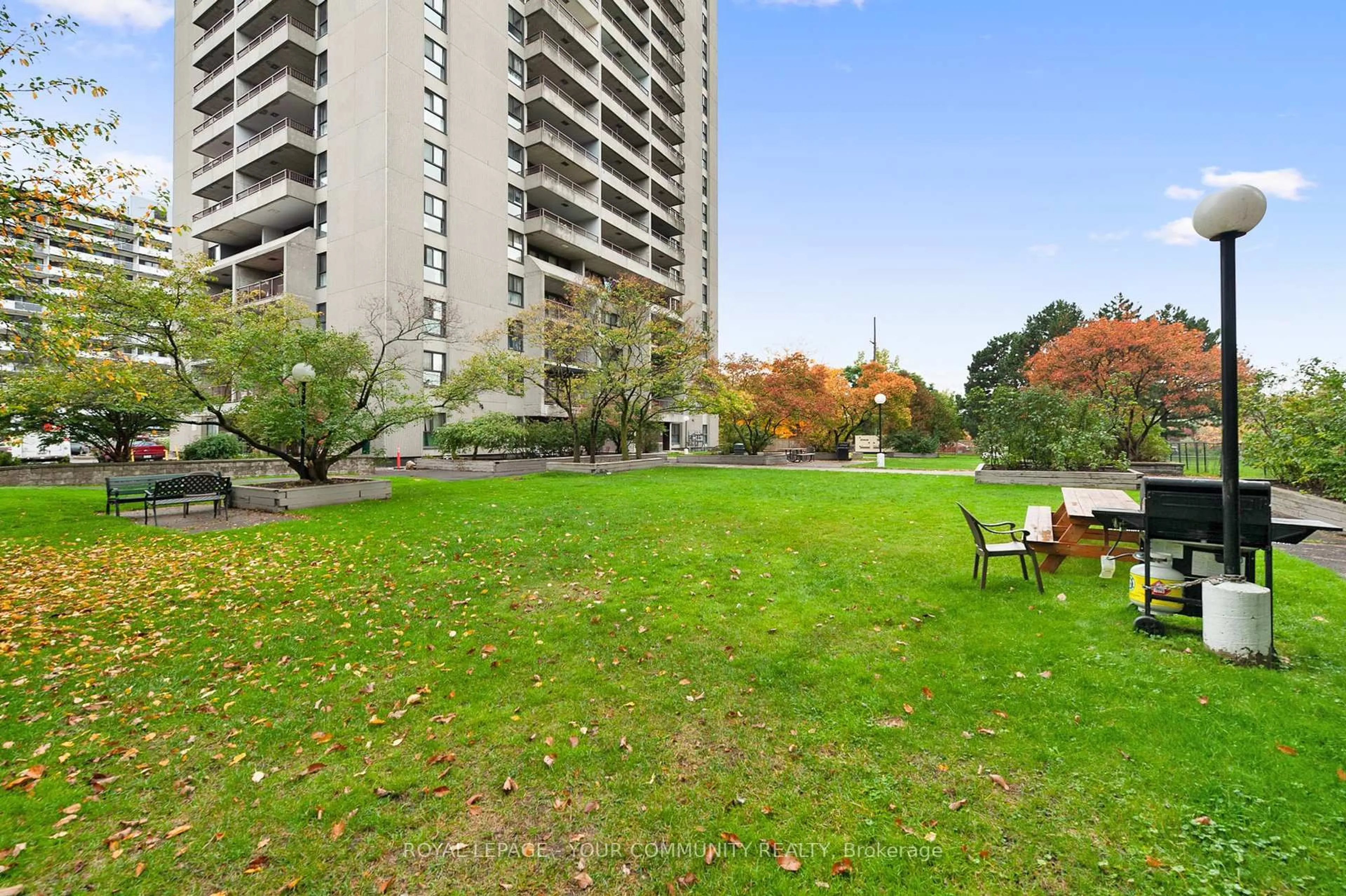 Patio, water/lake/river/ocean view for 1785 Frobisher Lane #1108, Ottawa Ontario K1G 3T7