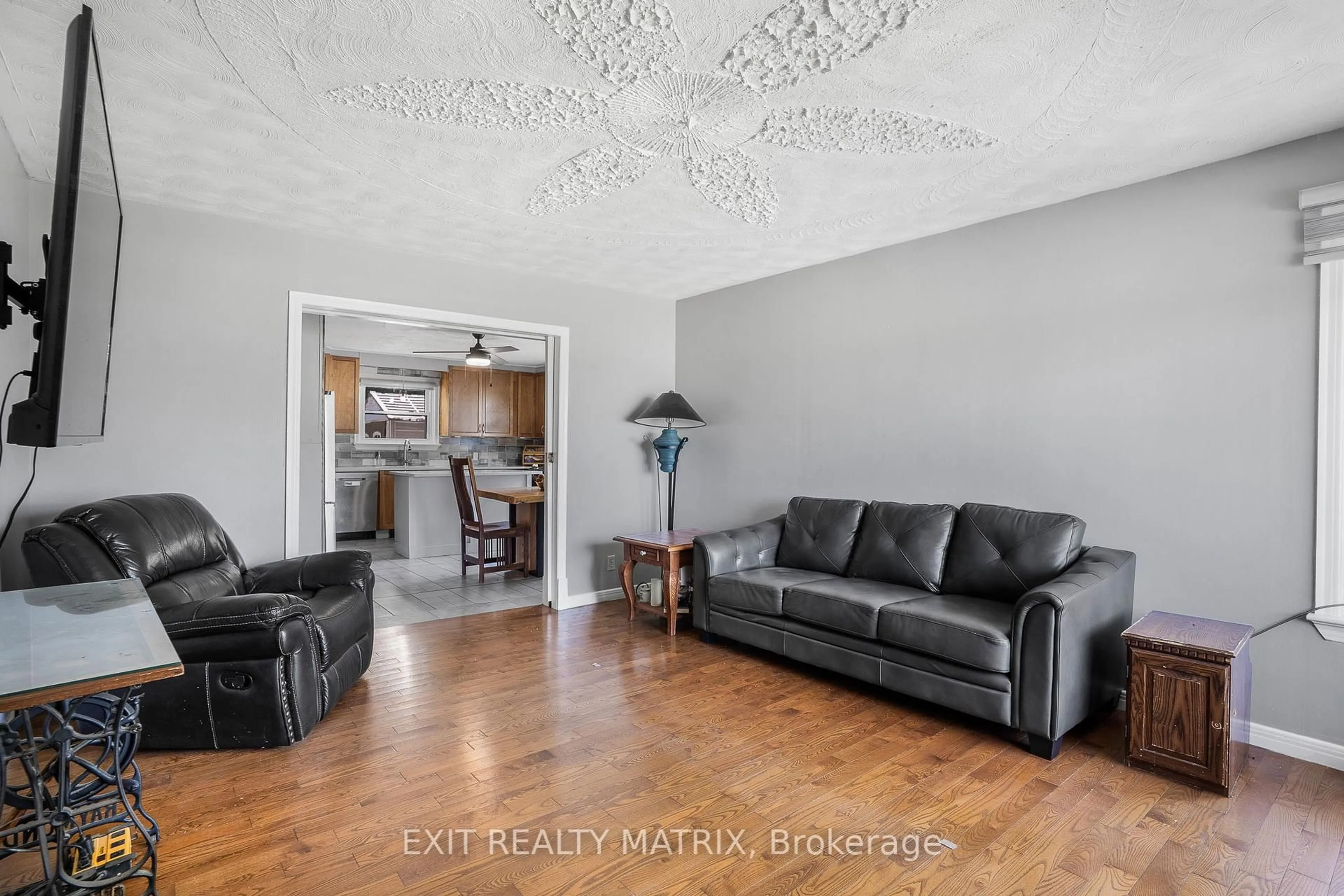Living room with furniture, unknown for 5795 Highway 34 Rd, Champlain Ontario K0B 1A0