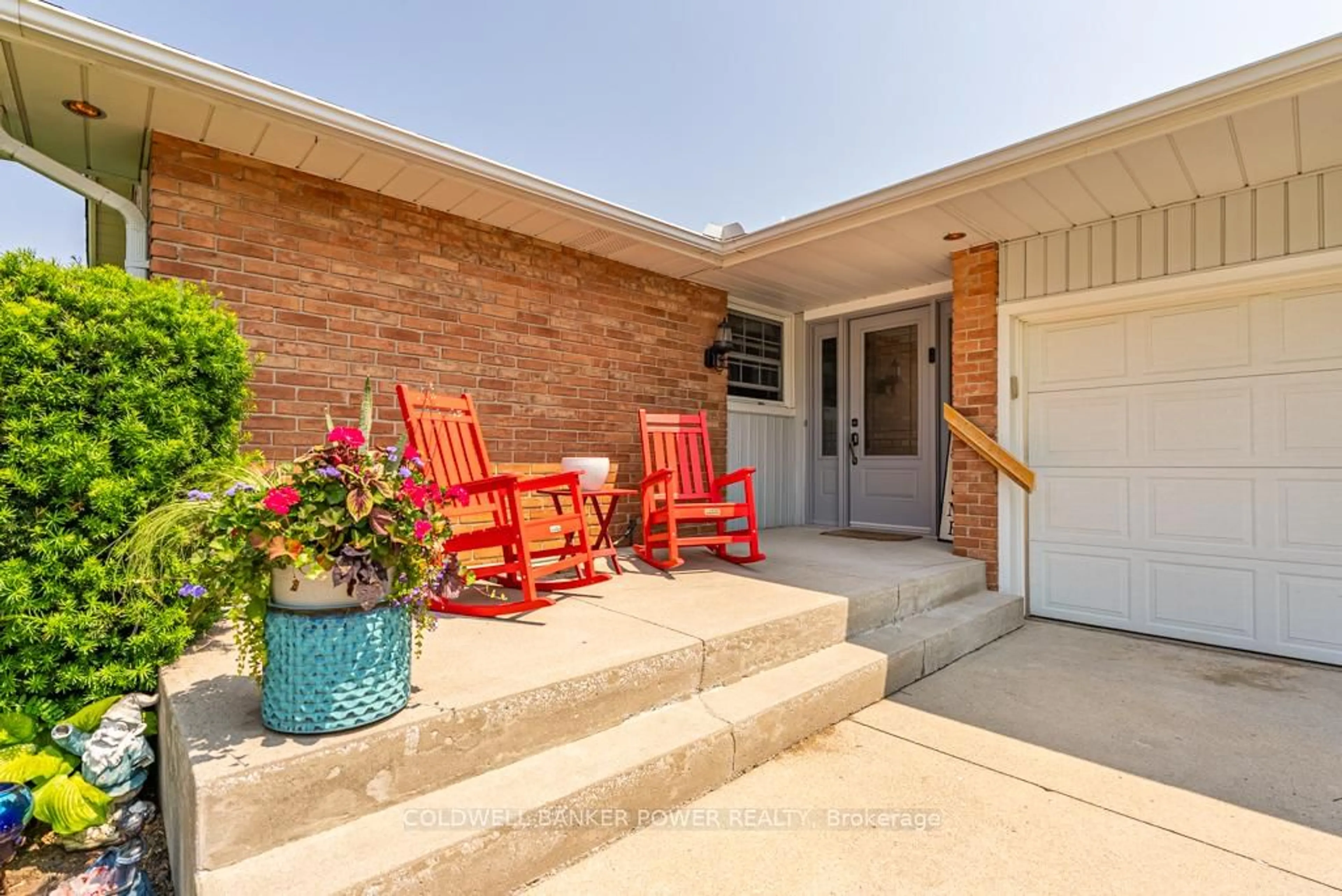 Unknown for 14 Cowan Ave, London South Ontario N6C 4E6