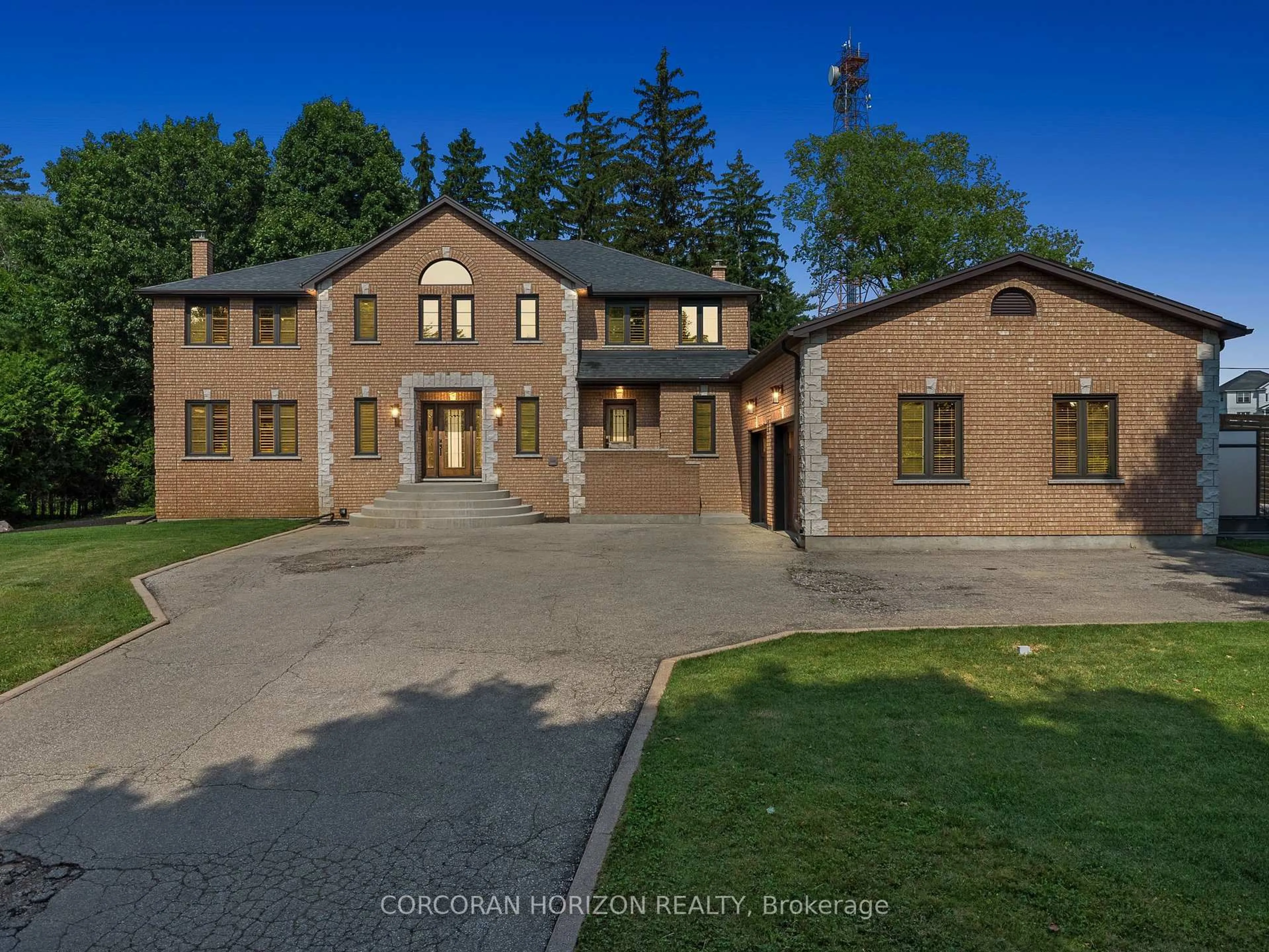 Home with brick exterior material, unknown for 422 Pinnacle Dr, Kitchener Ontario N2P 2P8