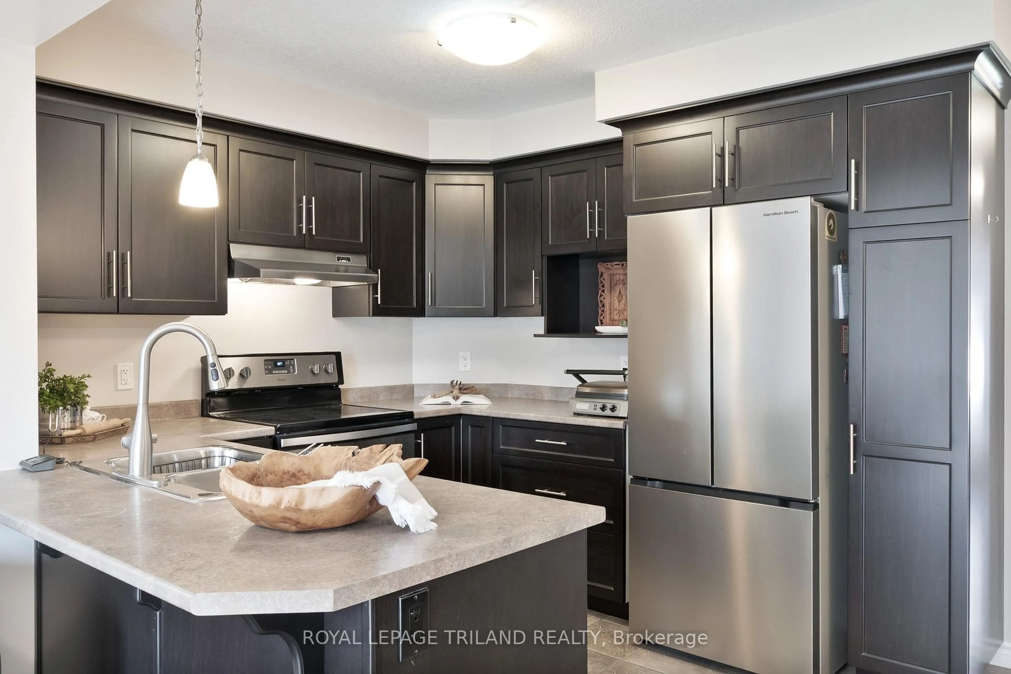 Unknown for 2027 Pennyroyal St, London North Ontario N5X 0L7