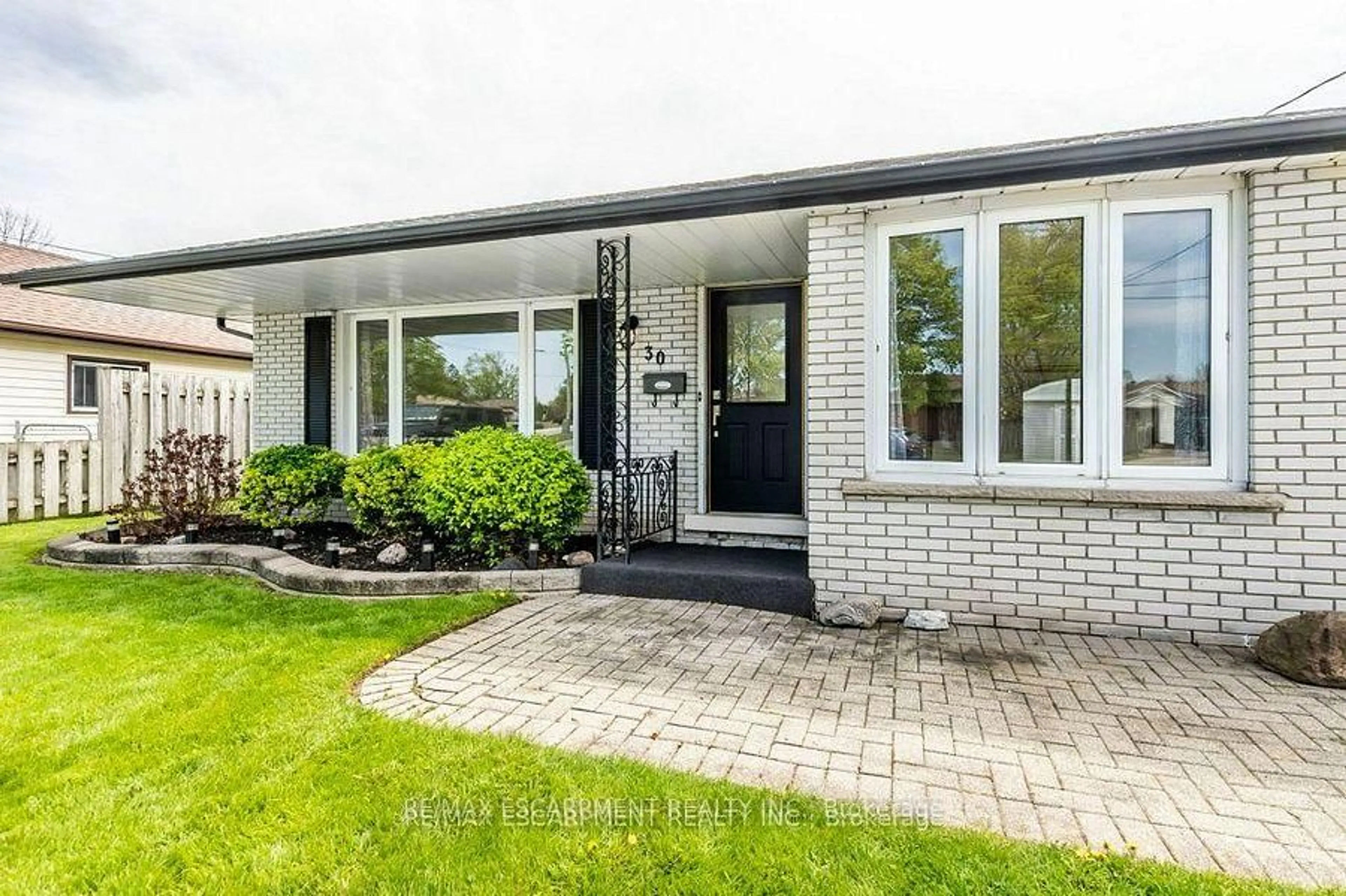Home with brick exterior material, street for 30 Terrace Ave, Welland Ontario L3C 2C4