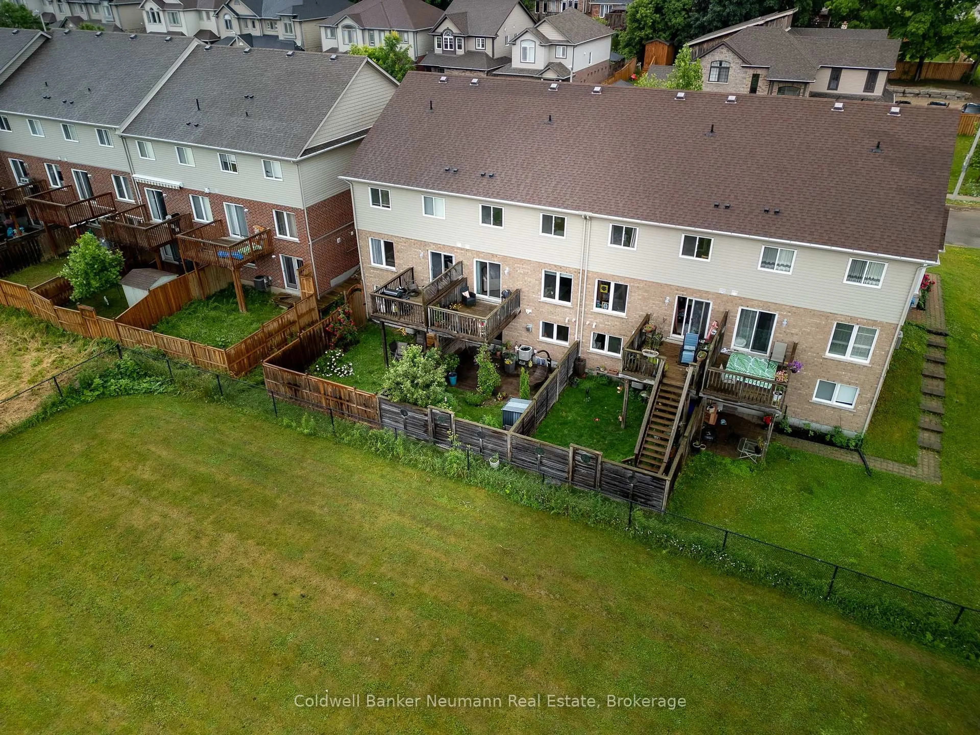 A pic from outside/outdoor area/front of a property/back of a property/a pic from drone, city buildings view from balcony for 159 Kemp Cres, Guelph Ontario N1E 0K1