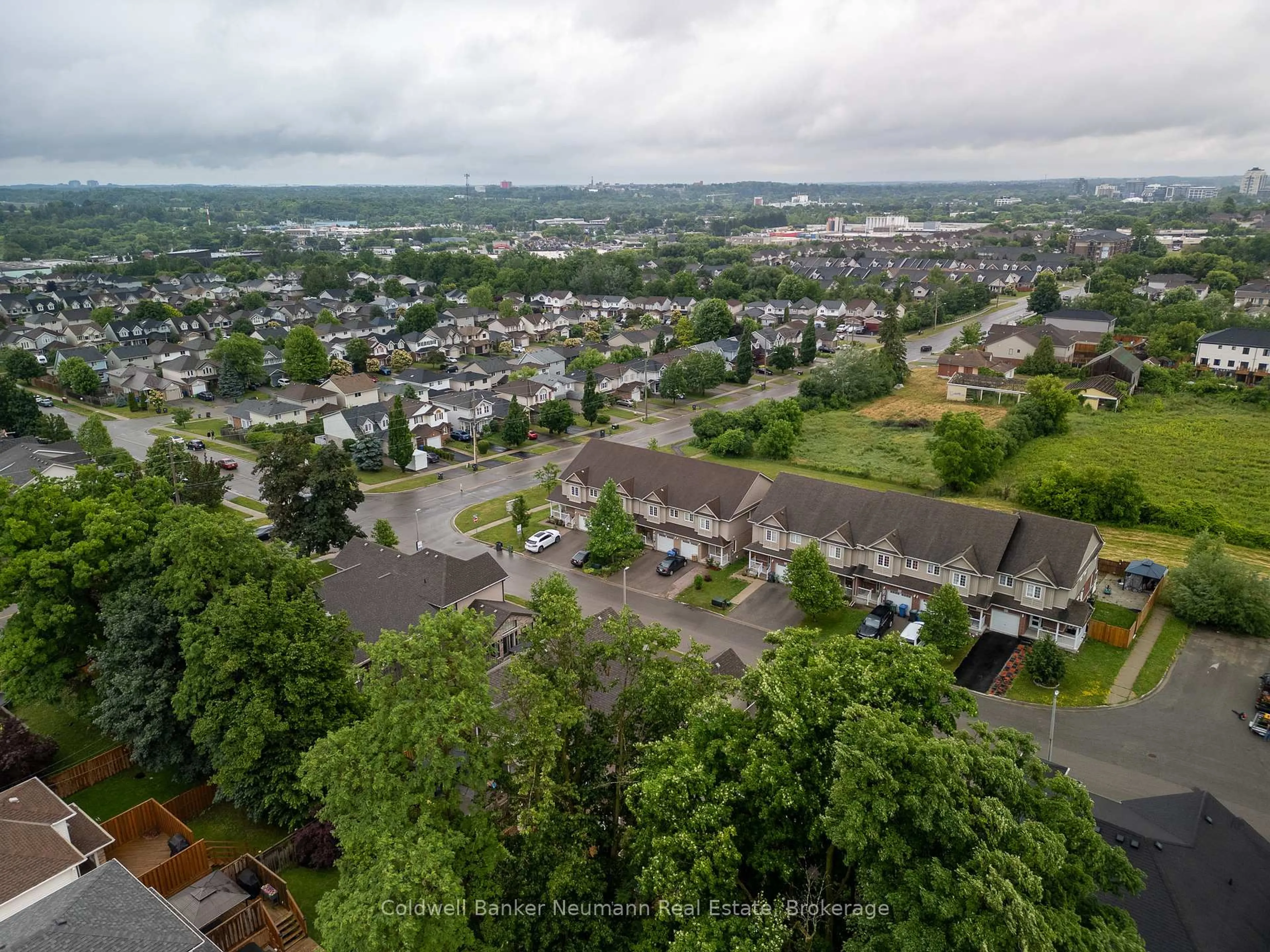 A pic from outside/outdoor area/front of a property/back of a property/a pic from drone, mountain view for 159 Kemp Cres, Guelph Ontario N1E 0K1