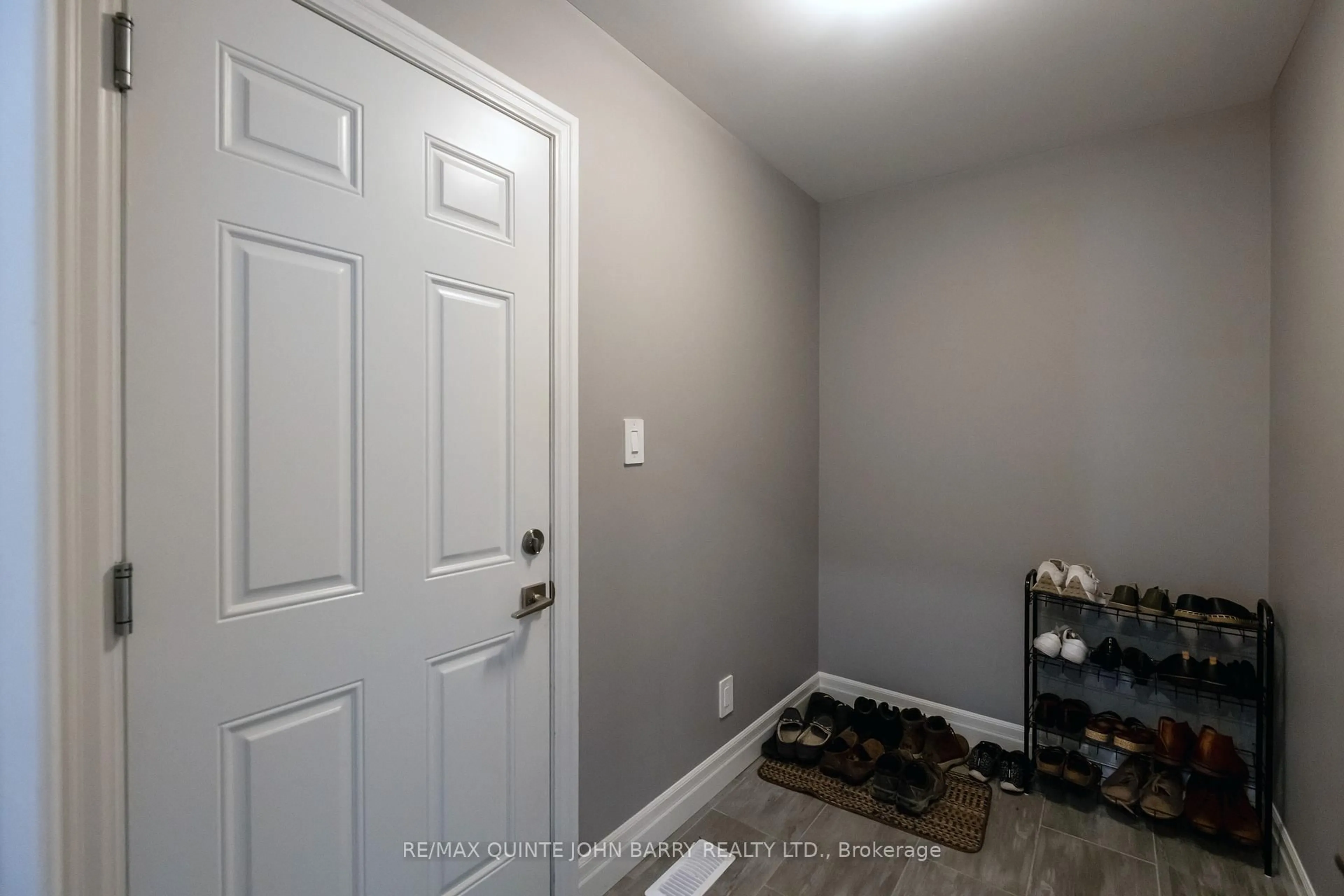 Unknown for 29 Cattail Cres, Quinte West Ontario K8V 0J3