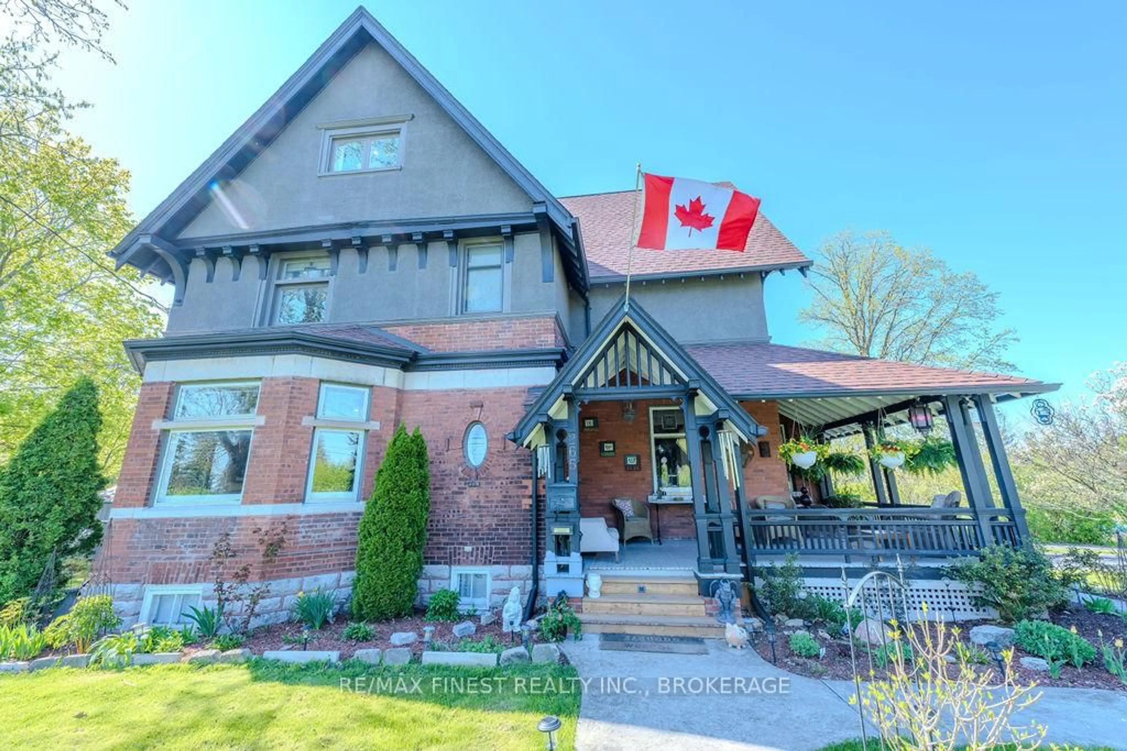 Home with brick exterior material, building for 265 Dundas St, Greater Napanee Ontario K7R 2B2