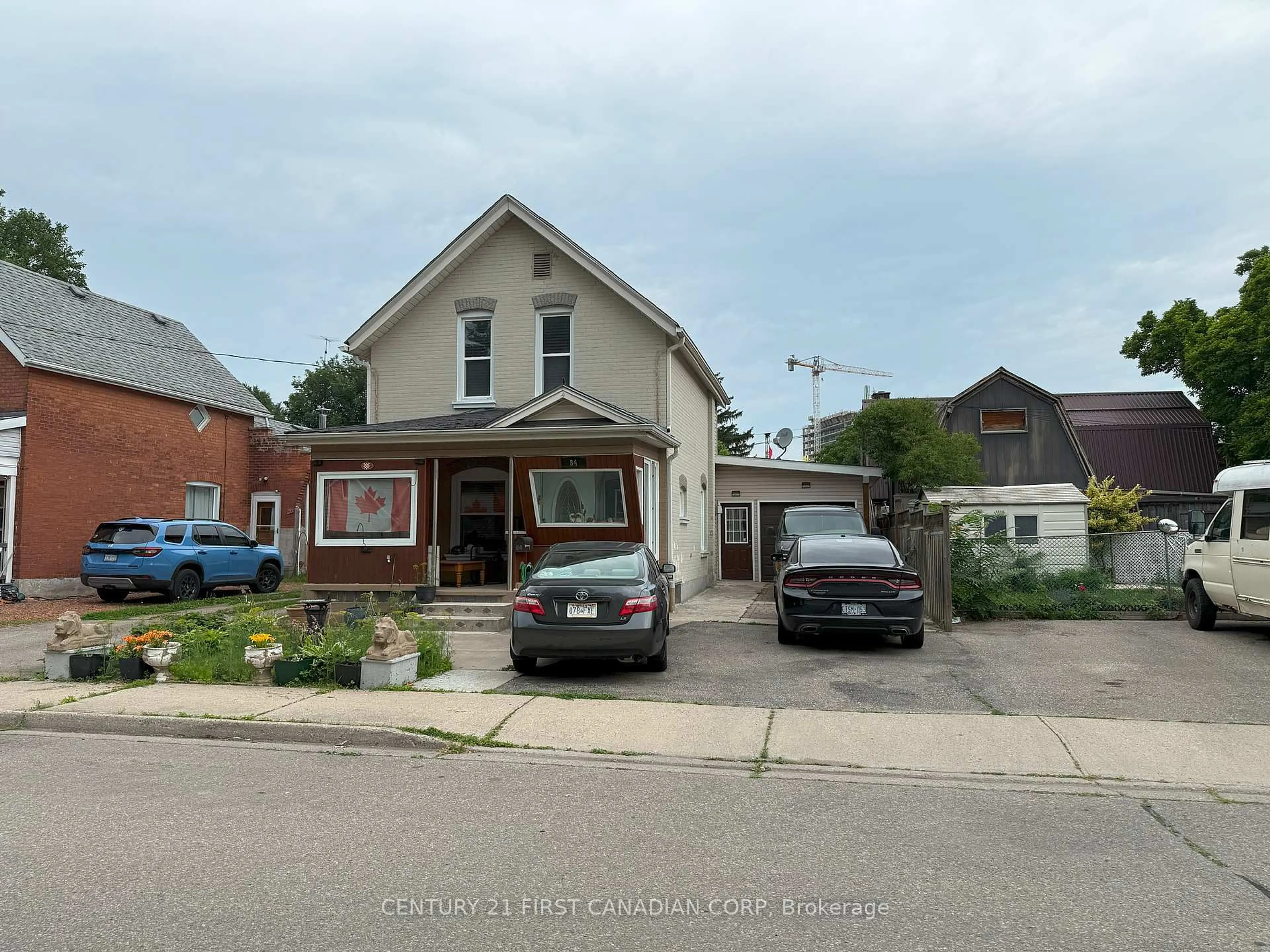 Unknown for 84 Port St, Brantford Ontario N3S 1Y7