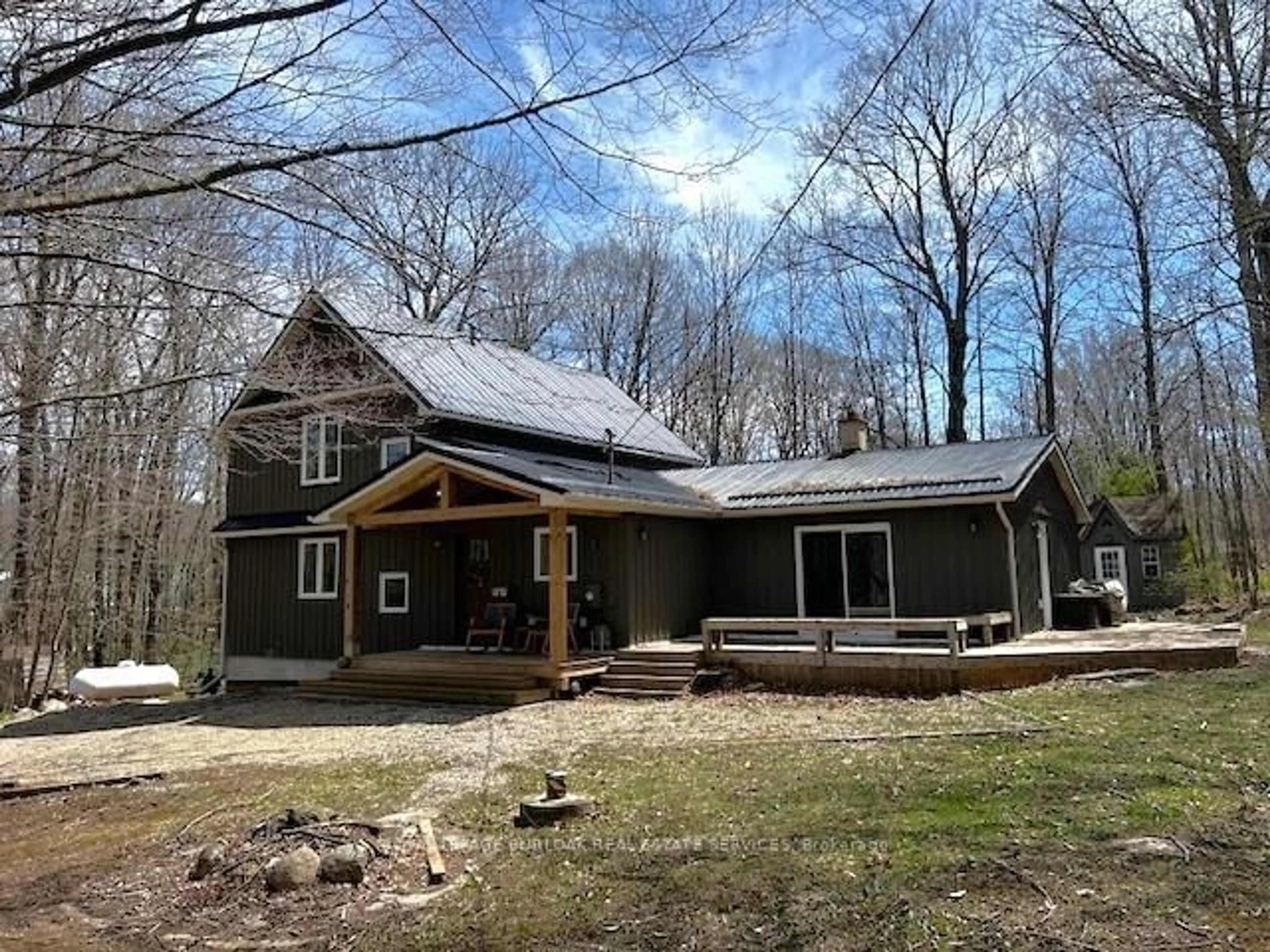 Home with vinyl exterior material, unknown for 234 Canrobert St, Grey Highlands Ontario N0C 1E0