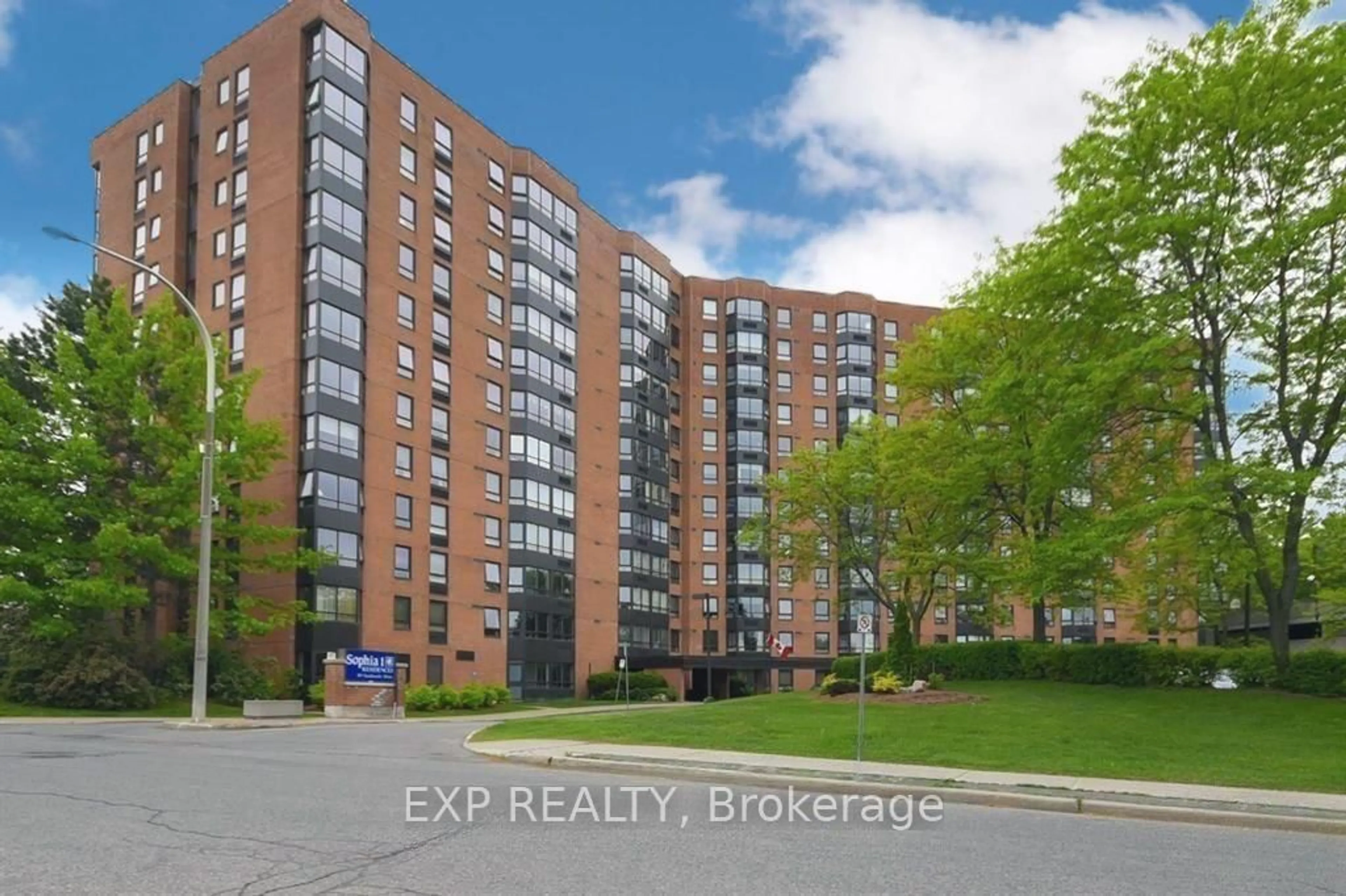 Unknown for 80 Sandcastle Dr #1013, Ottawa Ontario K2H 9E7
