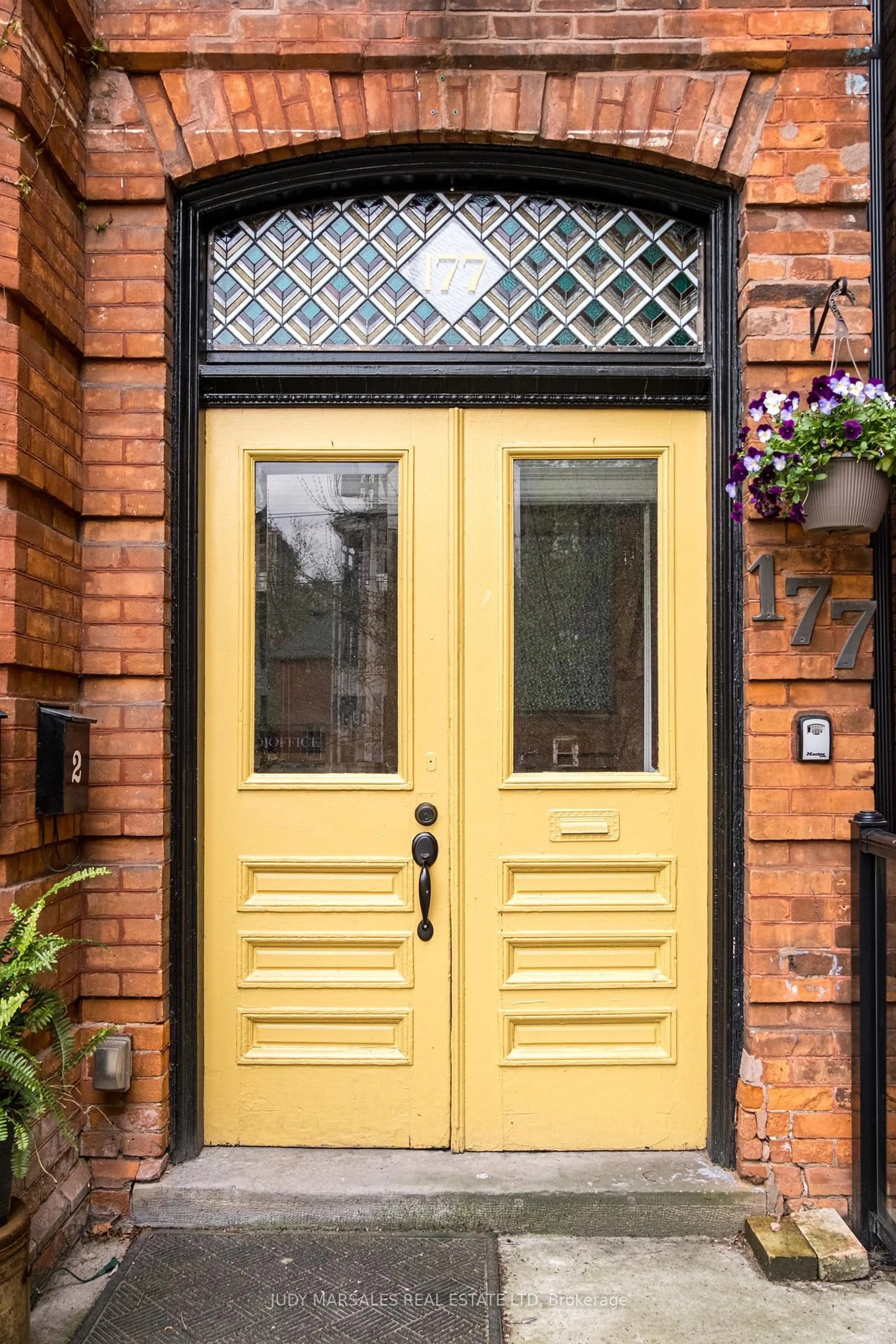 Unknown for 177 Charlton Ave, Hamilton Ontario L8P 2C8