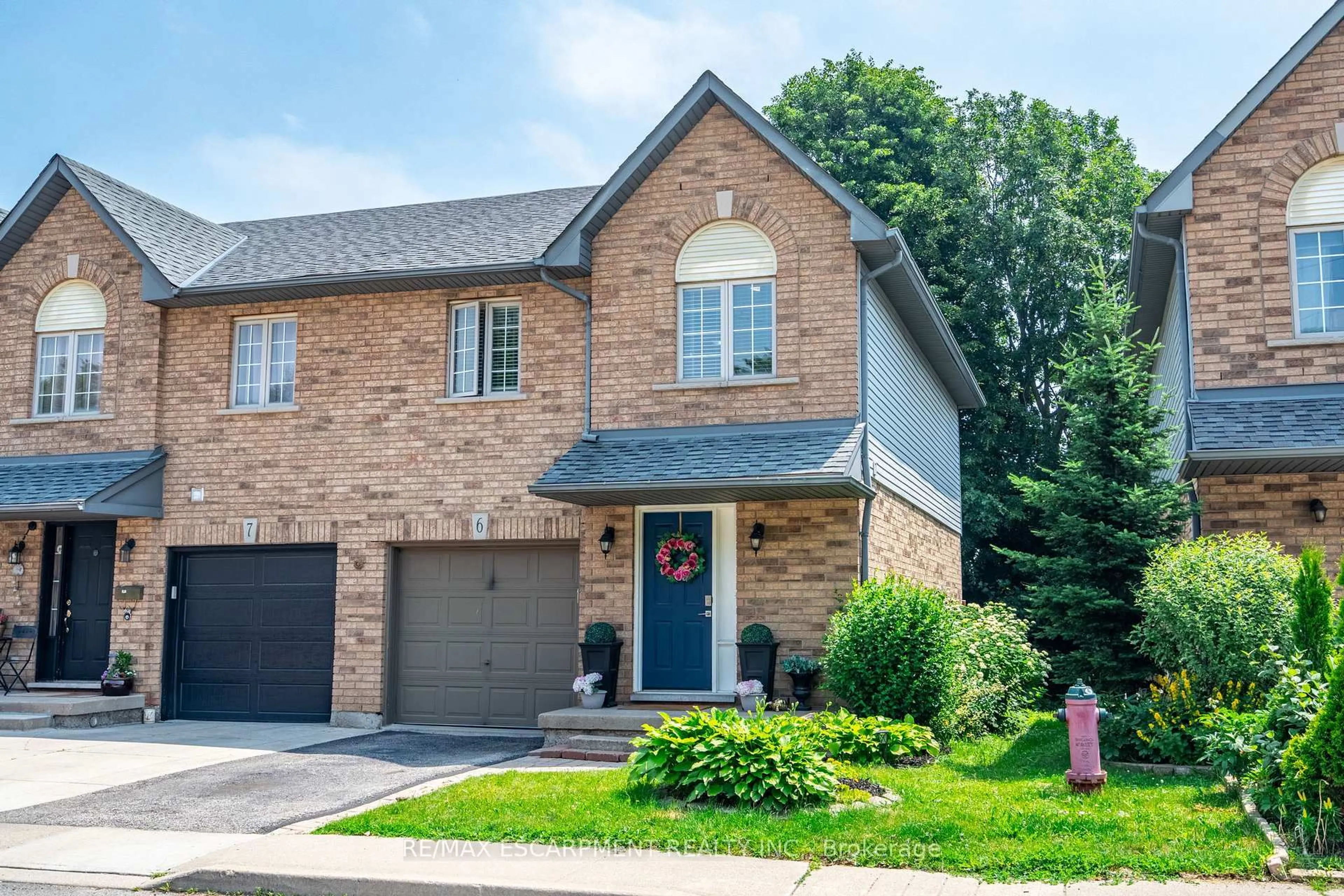 Home with brick exterior material, street for 565 Rymal Rd #6, Hamilton Ontario L8W 3Y2