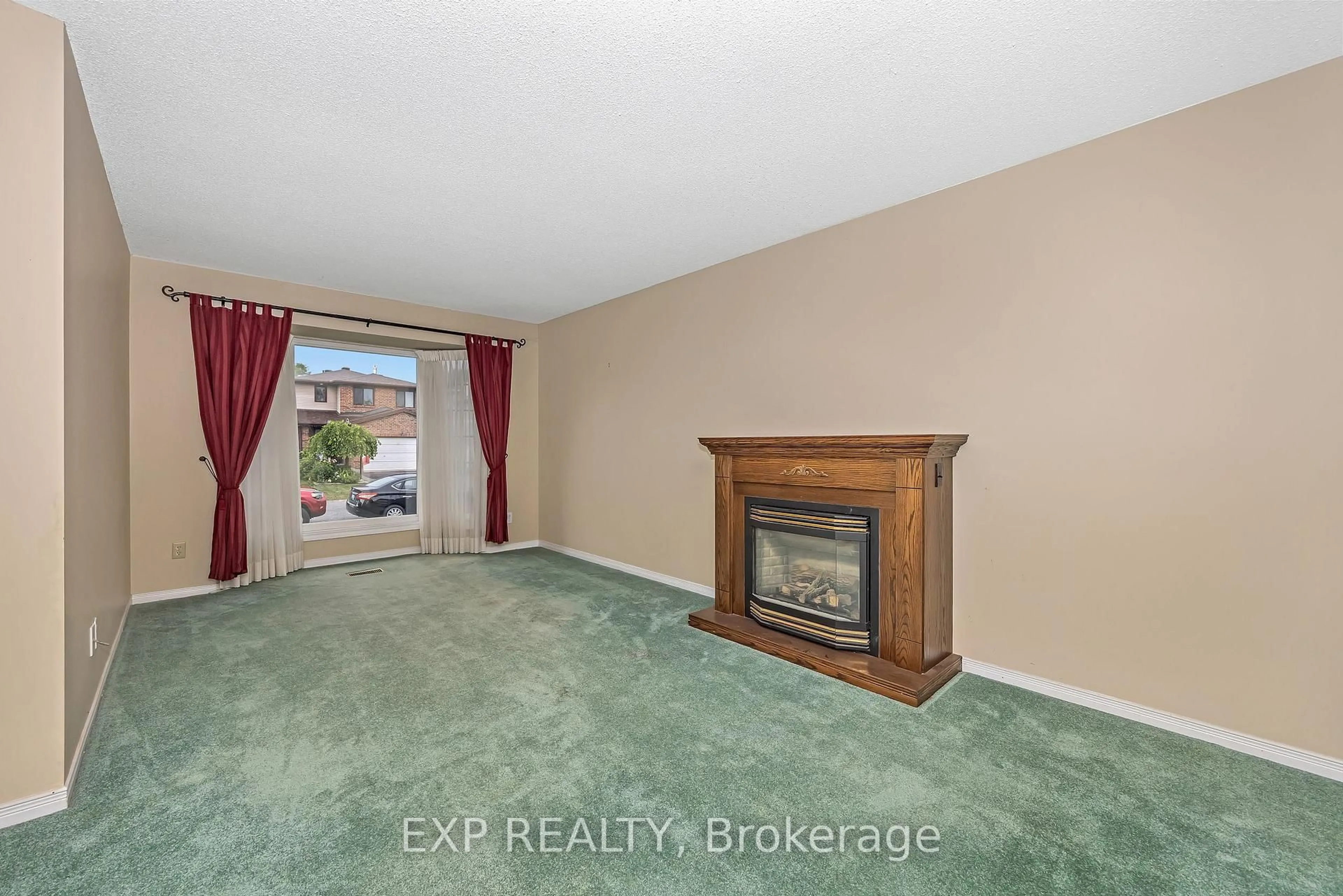 Unknown for 1 Pickwick Dr, Ottawa Ontario K2J 3G2