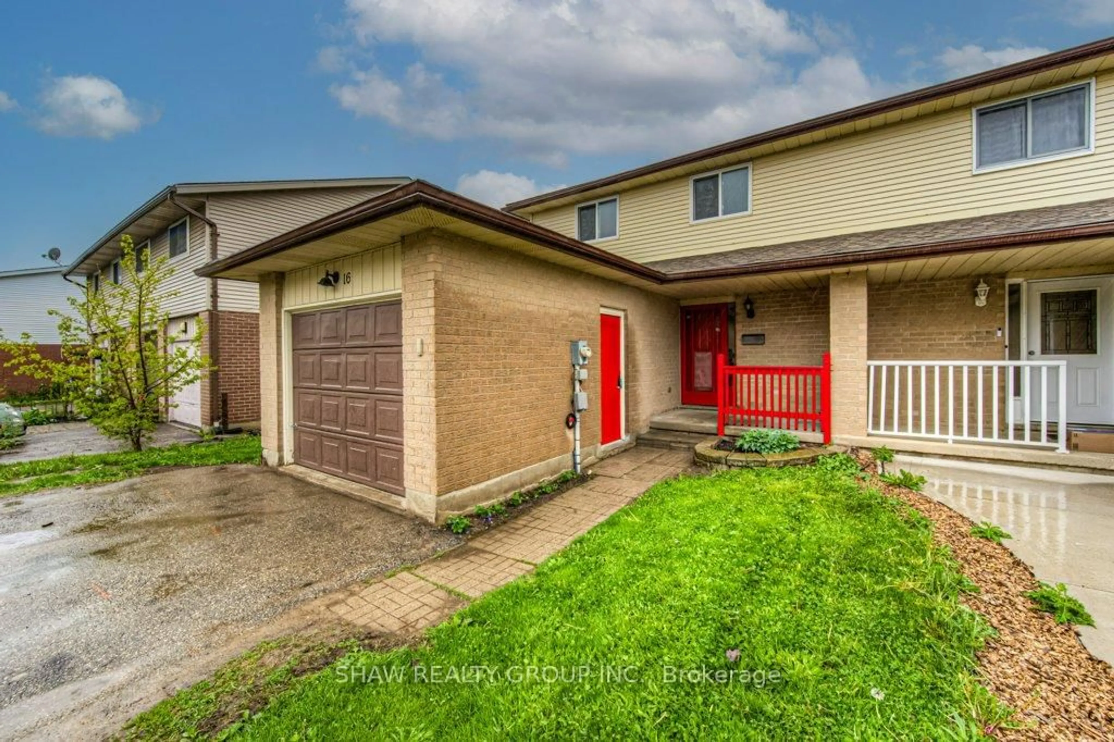Home with brick exterior material, street for 16 Windale Cres, Kitchener Ontario N2E 3E7