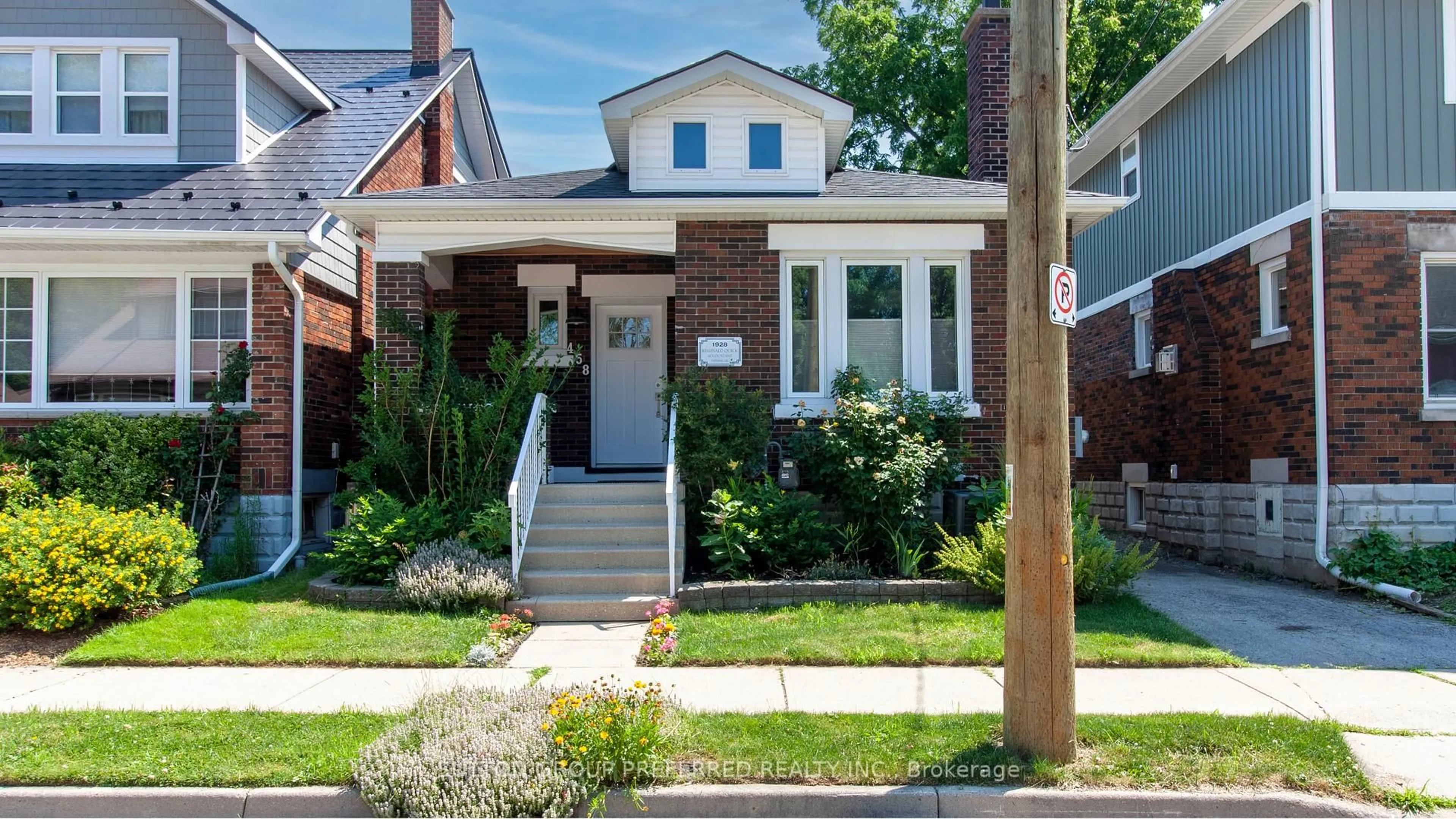 Home with brick exterior material, street for 458 Woodman Ave, London East Ontario N5W 3Z9