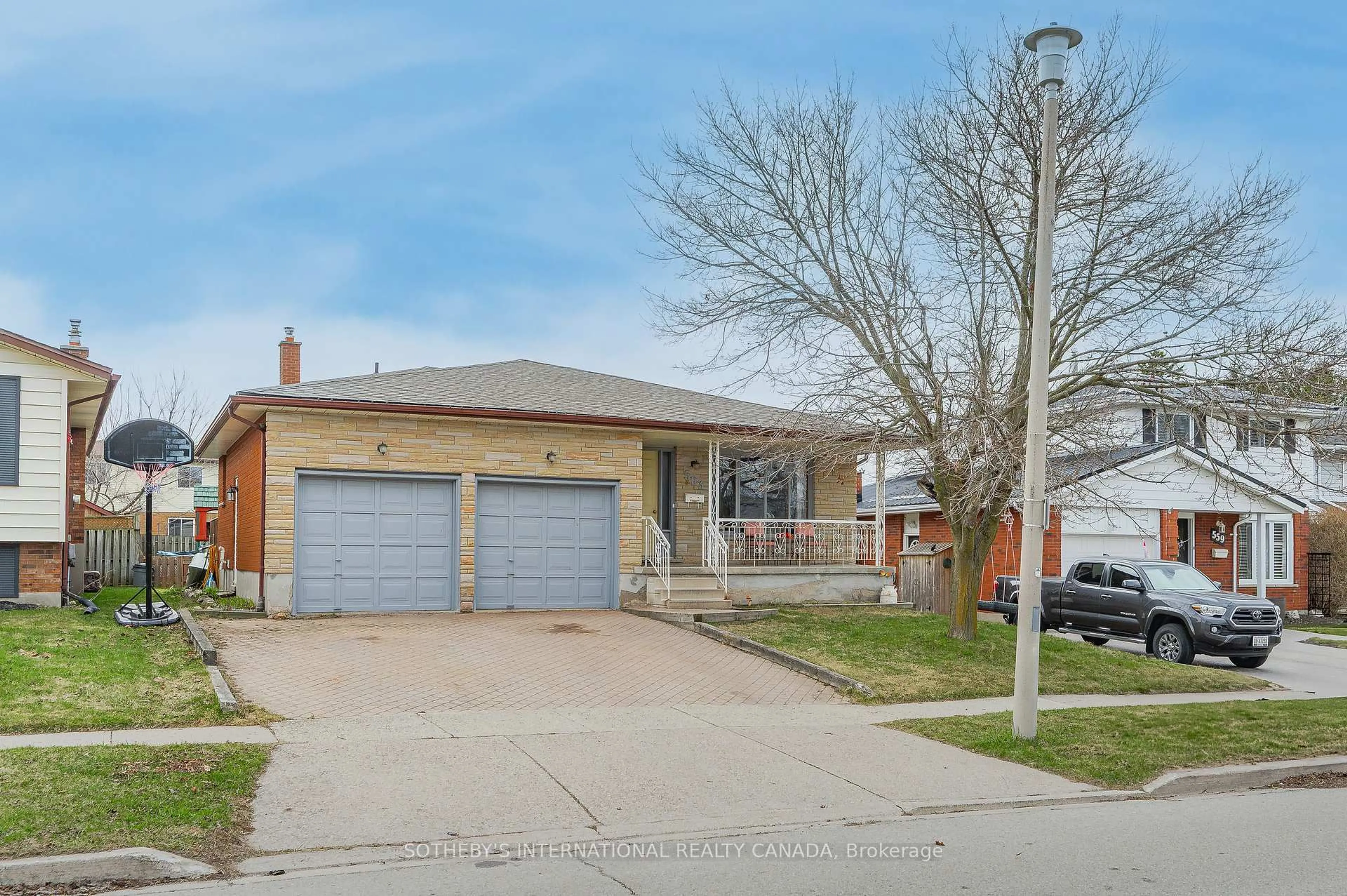 Home with brick exterior material, street for 563 Champlain Blvd, Cambridge Ontario N1R 7V1