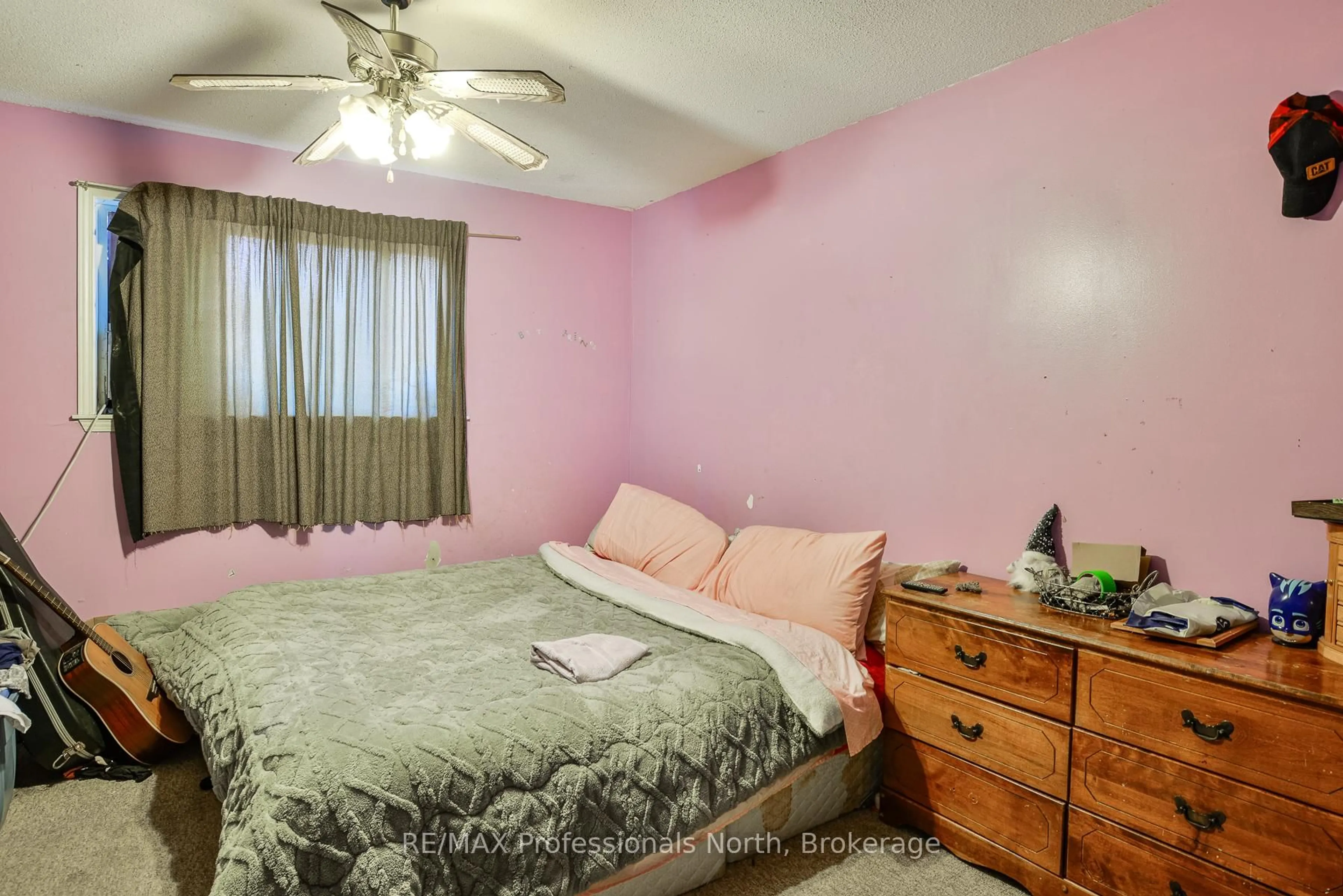 Bedroom with bed, unknown for 60 Tamarack Tr, Bracebridge Ontario P1L 1Z1