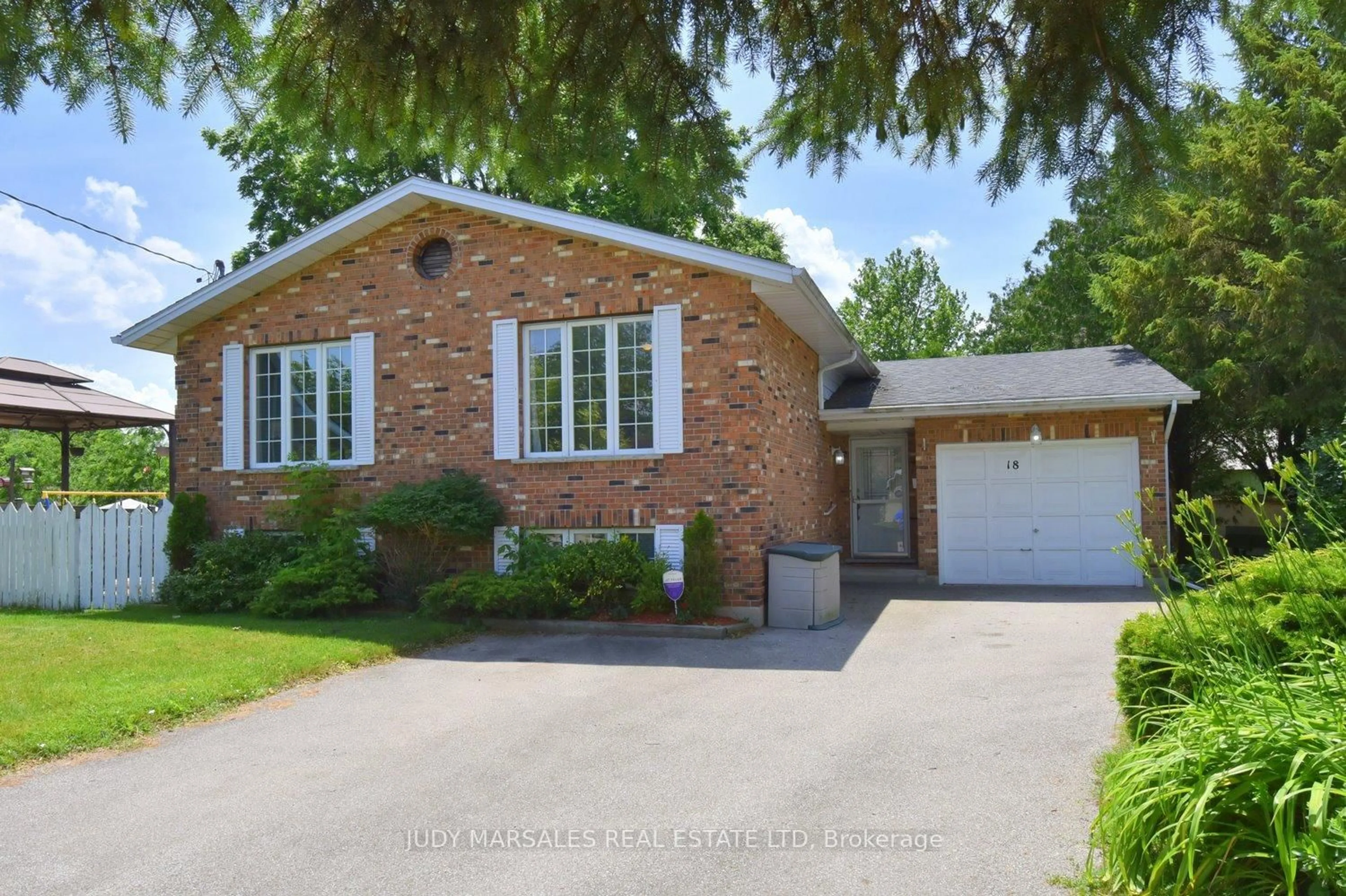 Home with brick exterior material, street for 18 Clara Cres, Brantford Ontario N3S 7C7