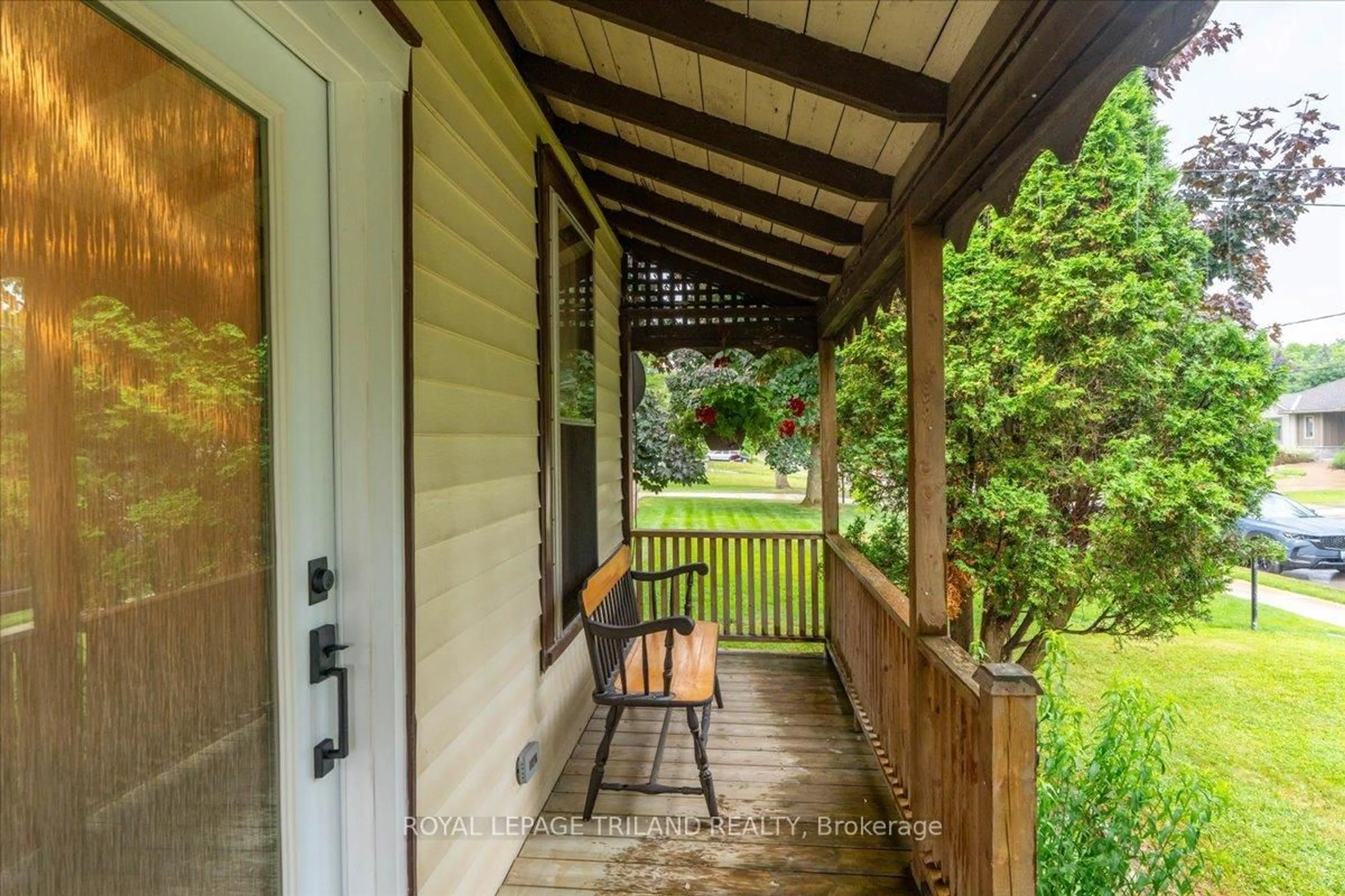 Patio, street for 31 Carrall St, St. Marys Ontario N4X 1C8