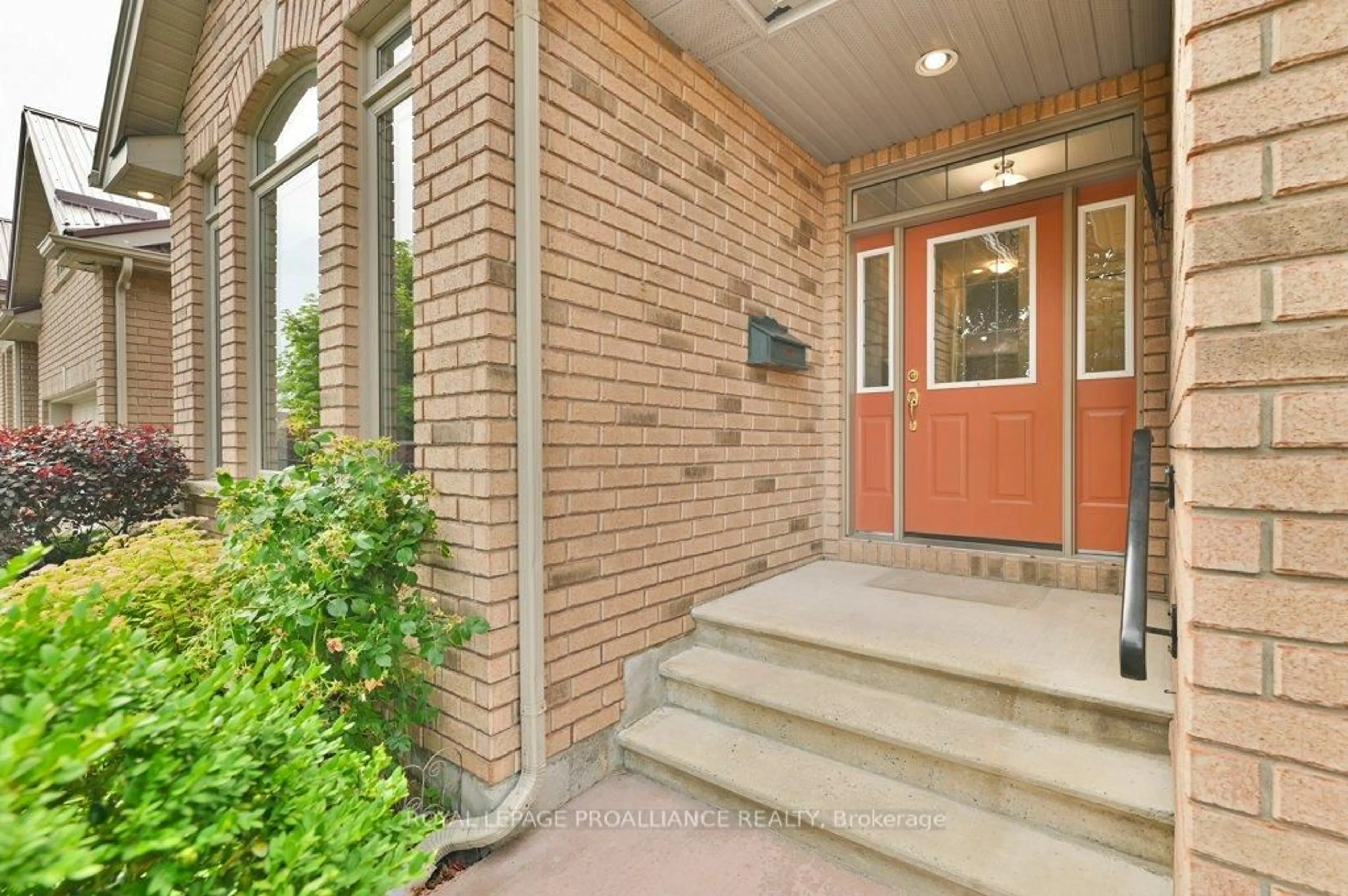 Unknown for 77 Gavey St, Belleville Ontario K8N 4Z5