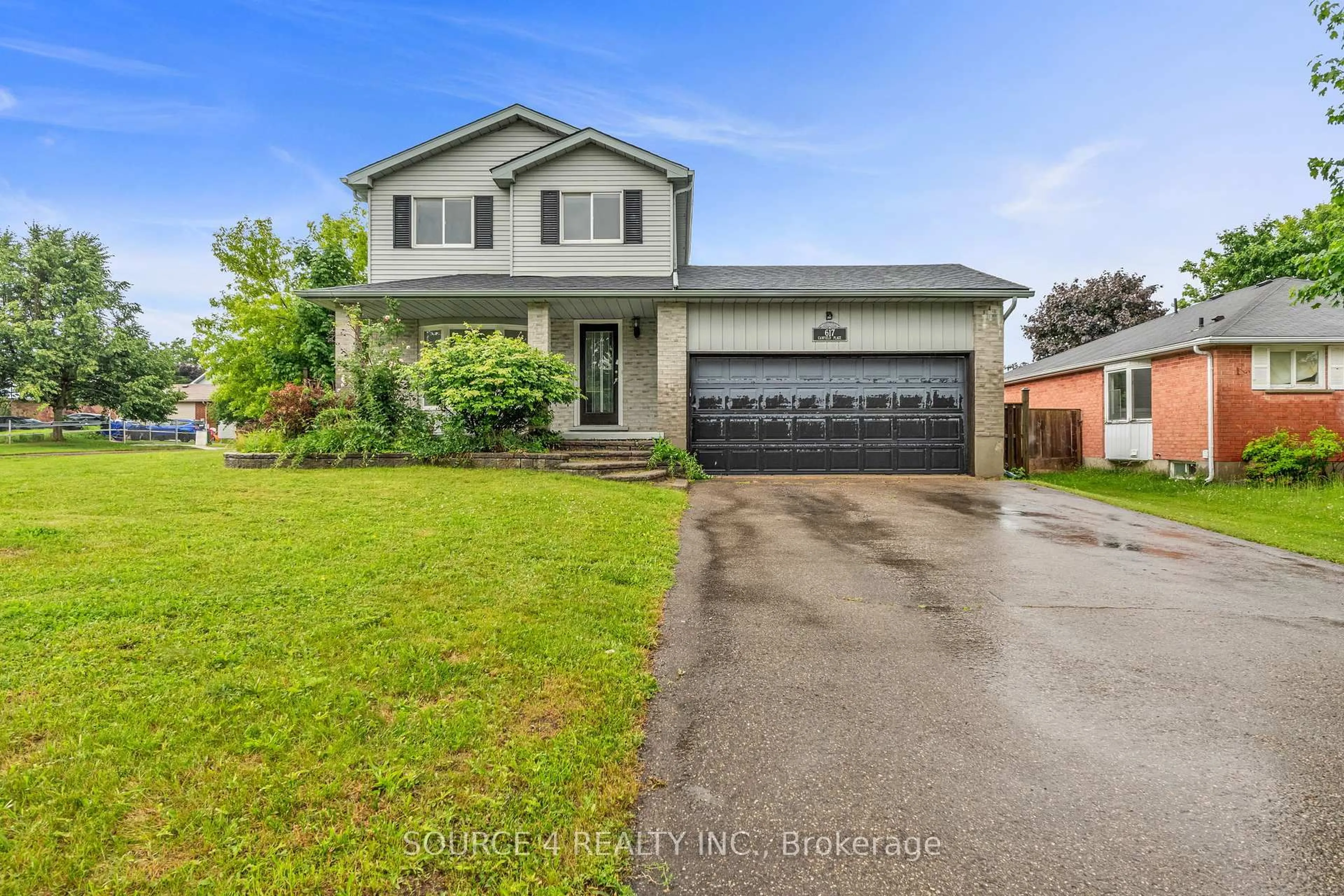 A pic from outside/outdoor area/front of a property/back of a property/a pic from drone, street for 617 Canfield Pl, Shelburne Ontario L9V 3A5