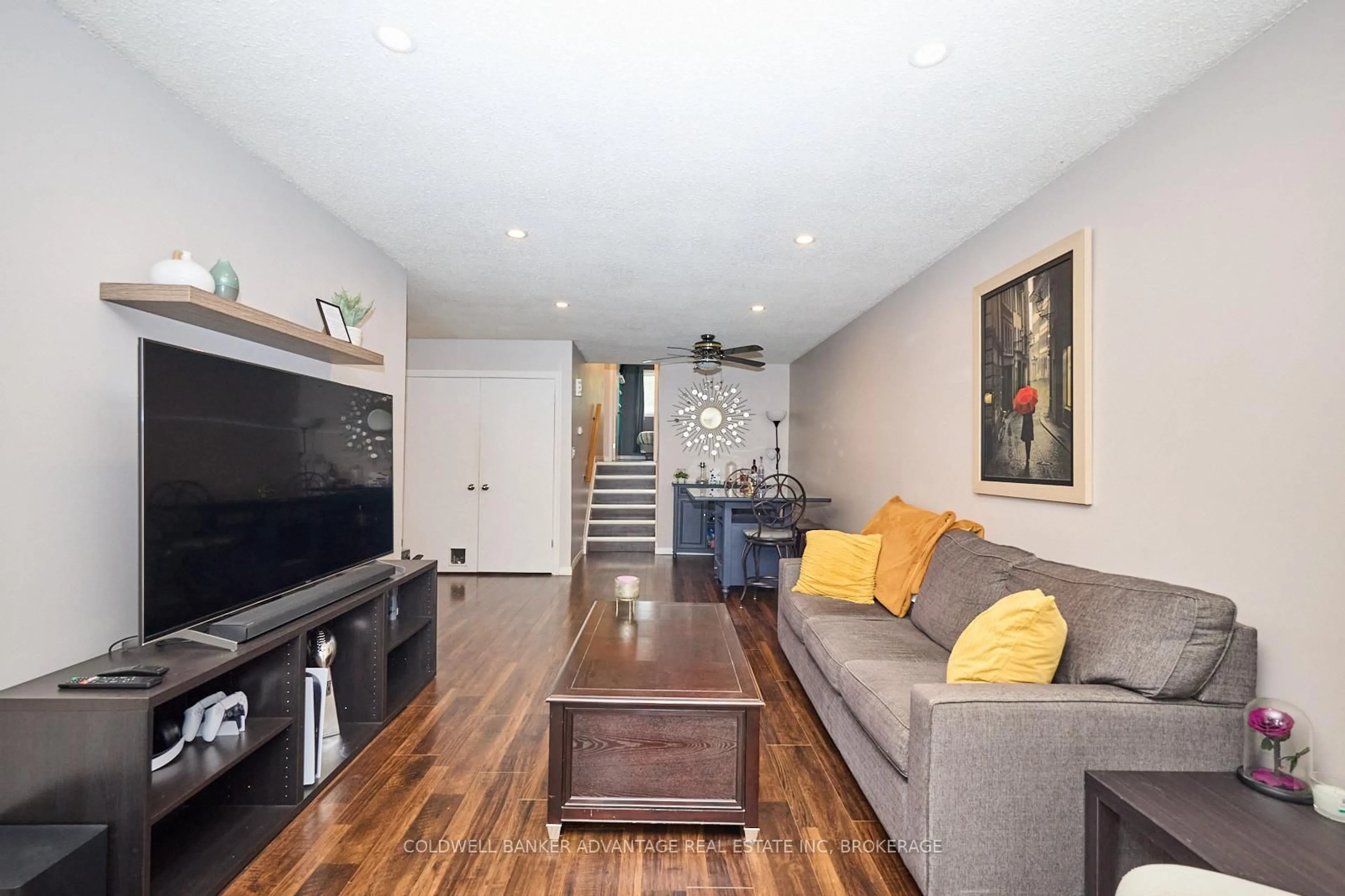 Home theater for 130 Aqueduct St, Welland Ontario L3C 1C2