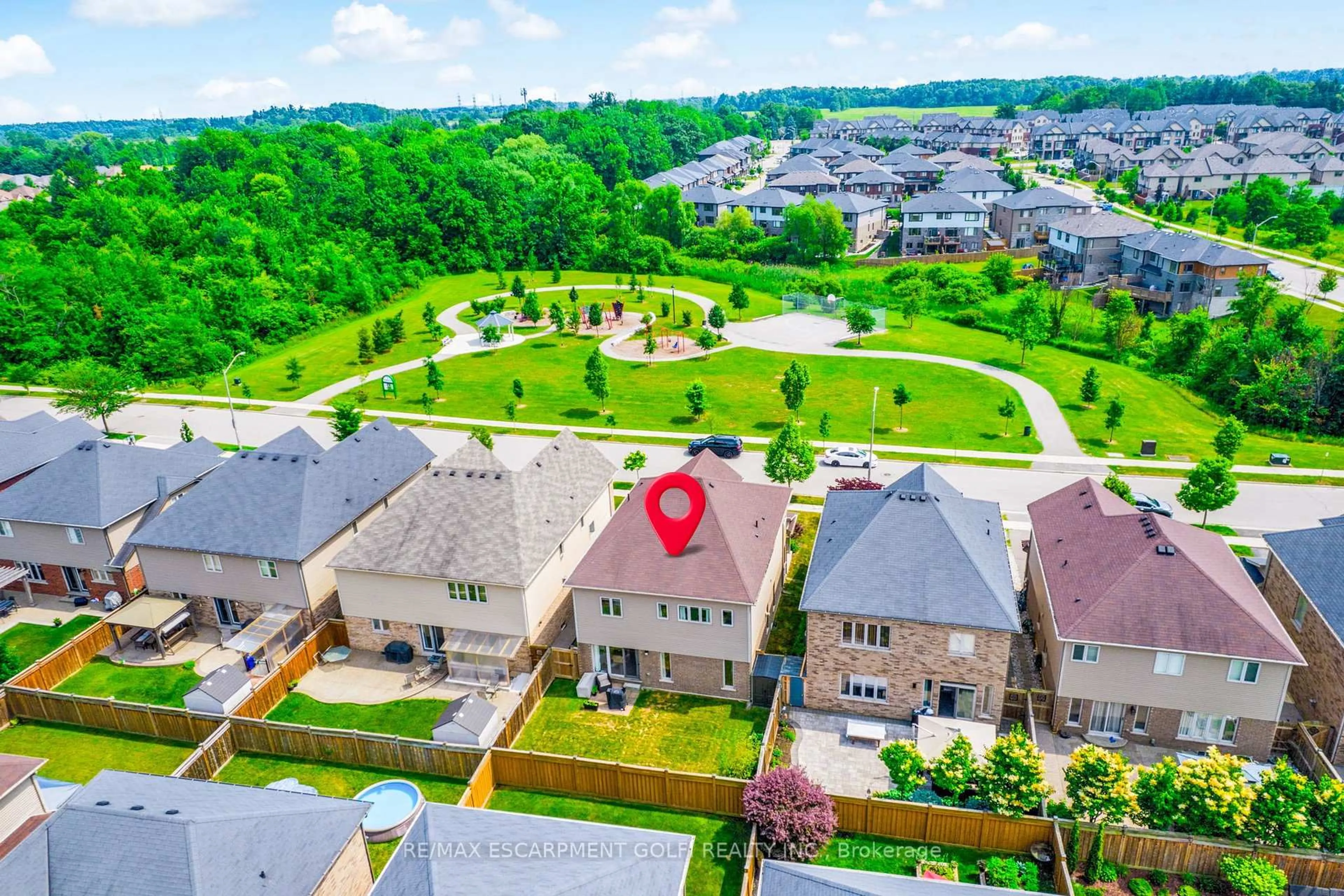 A pic from outside/outdoor area/front of a property/back of a property/a pic from drone, street for 168 BOOKJANS Dr, Hamilton Ontario L9G 0B7