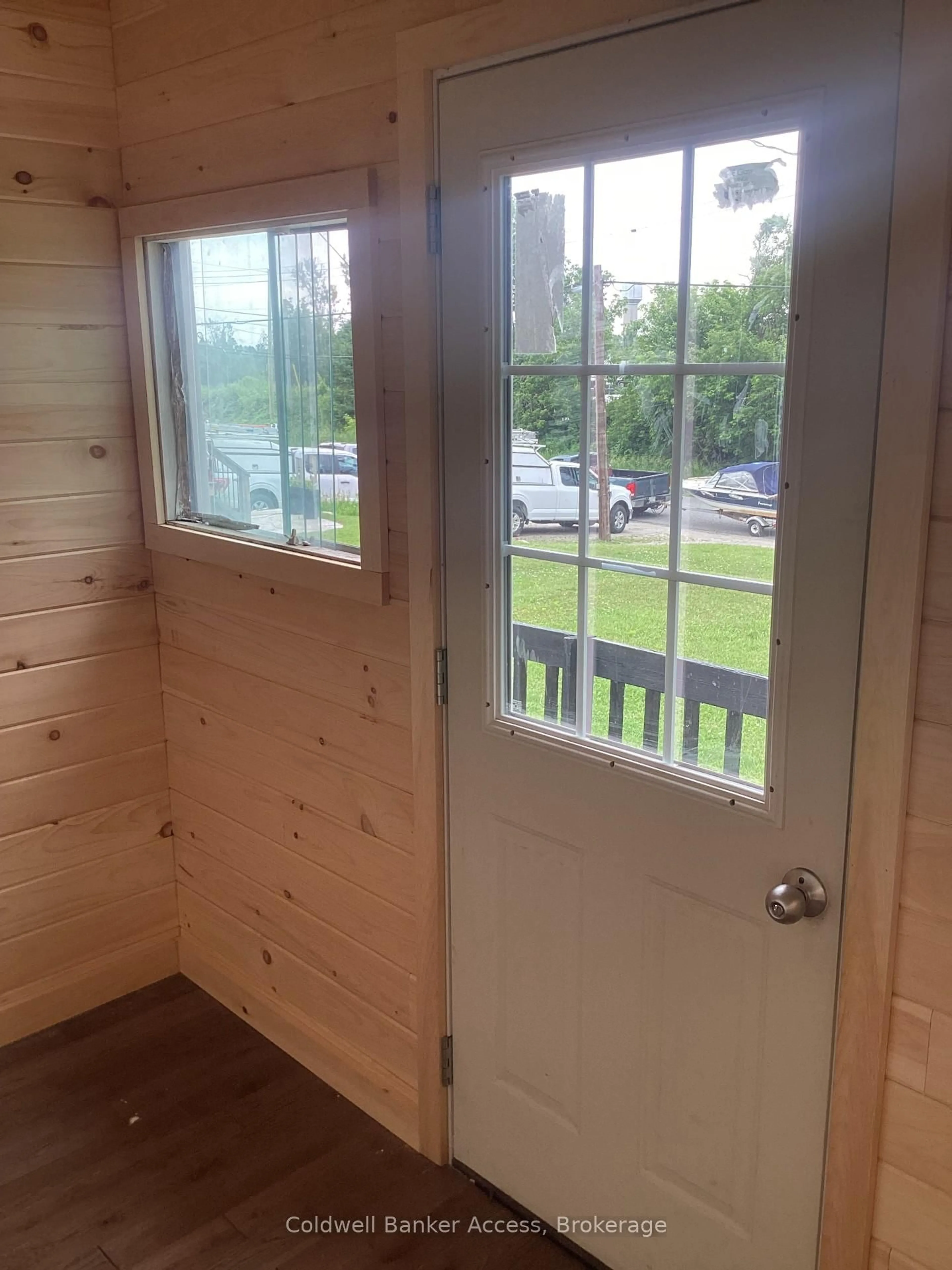 Indoor entryway for 29 Railway St #1, 2, and 3, Georgian Bay Ontario P0C 1H0