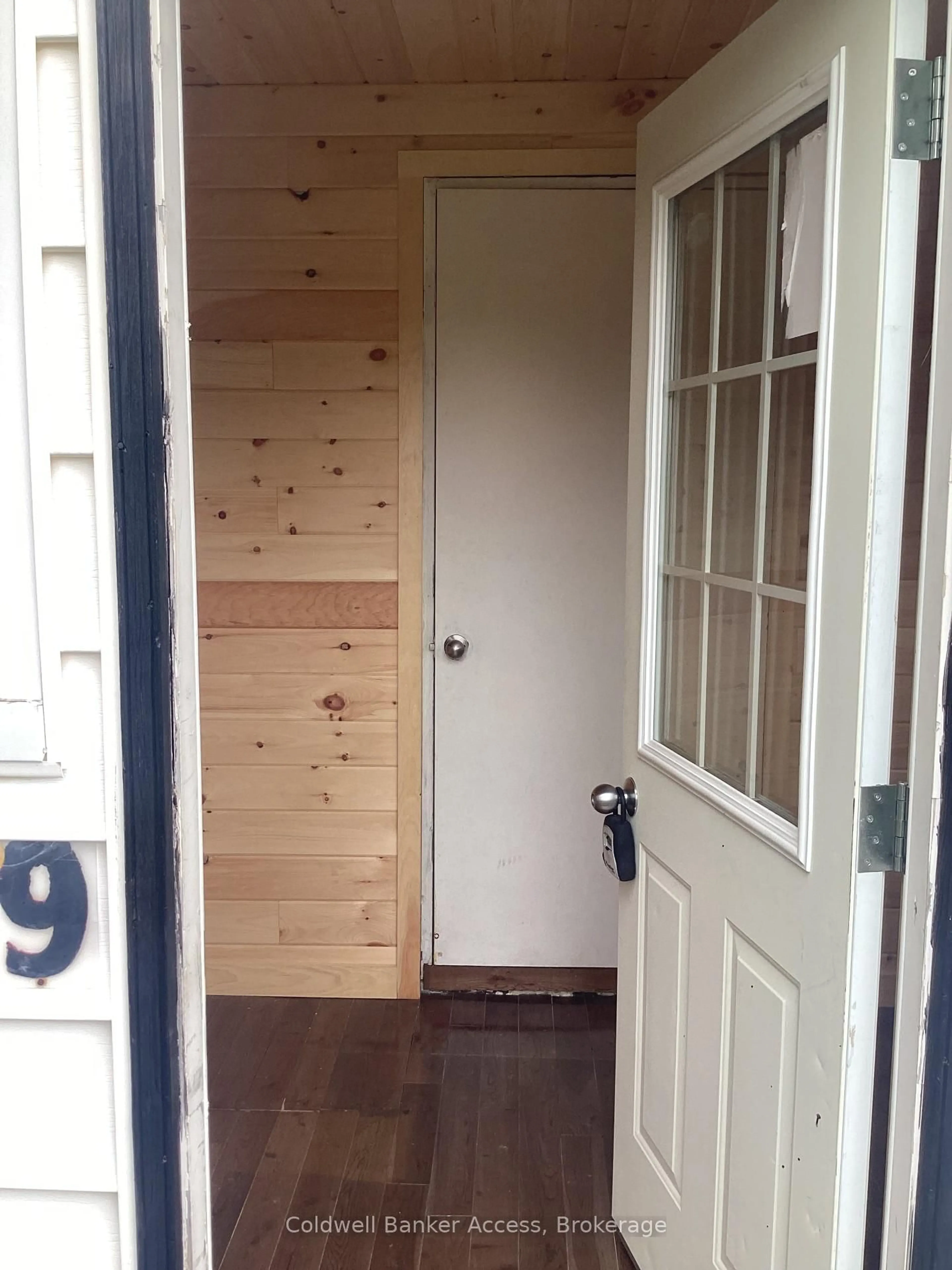 Indoor entryway for 29 Railway St #1, 2, and 3, Georgian Bay Ontario P0C 1H0