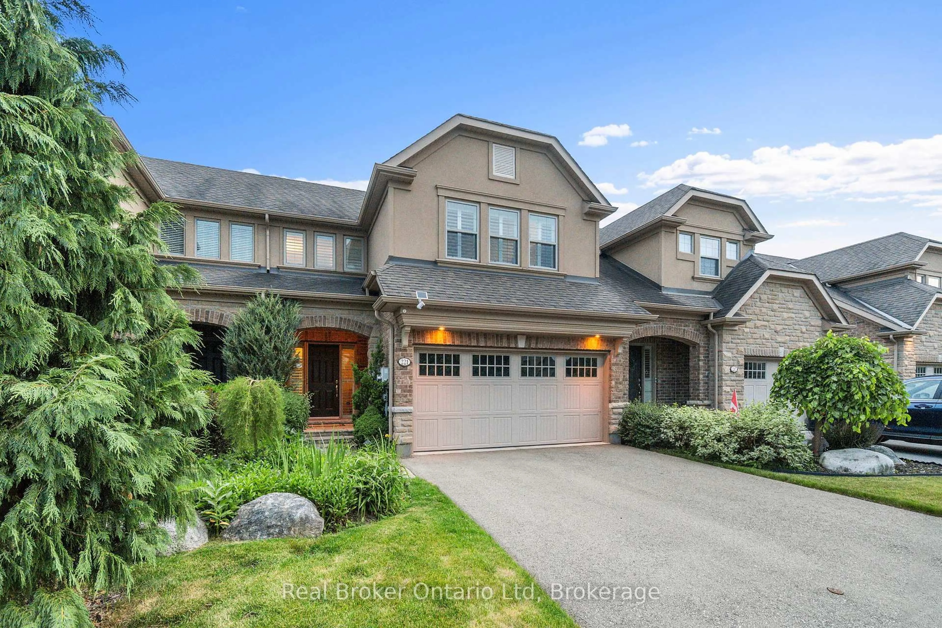 Home with brick exterior material, street for 221 Millview Crt, Guelph/Eramosa Ontario N0B 2K0