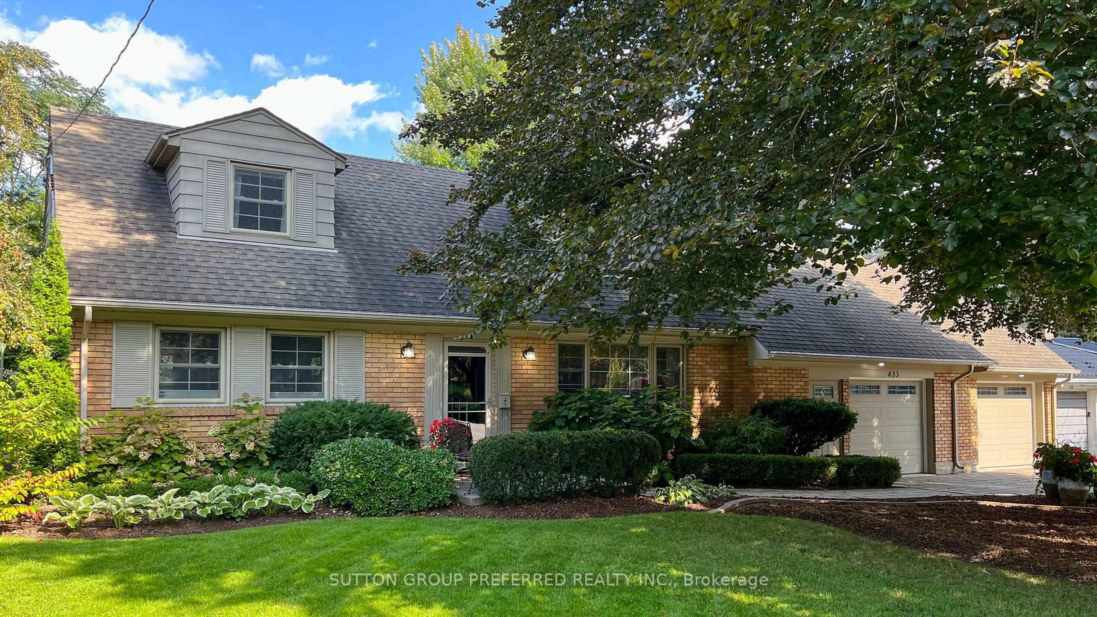 Home with brick exterior material, street for 433 West Mile Rd, London North Ontario N6H 3M3