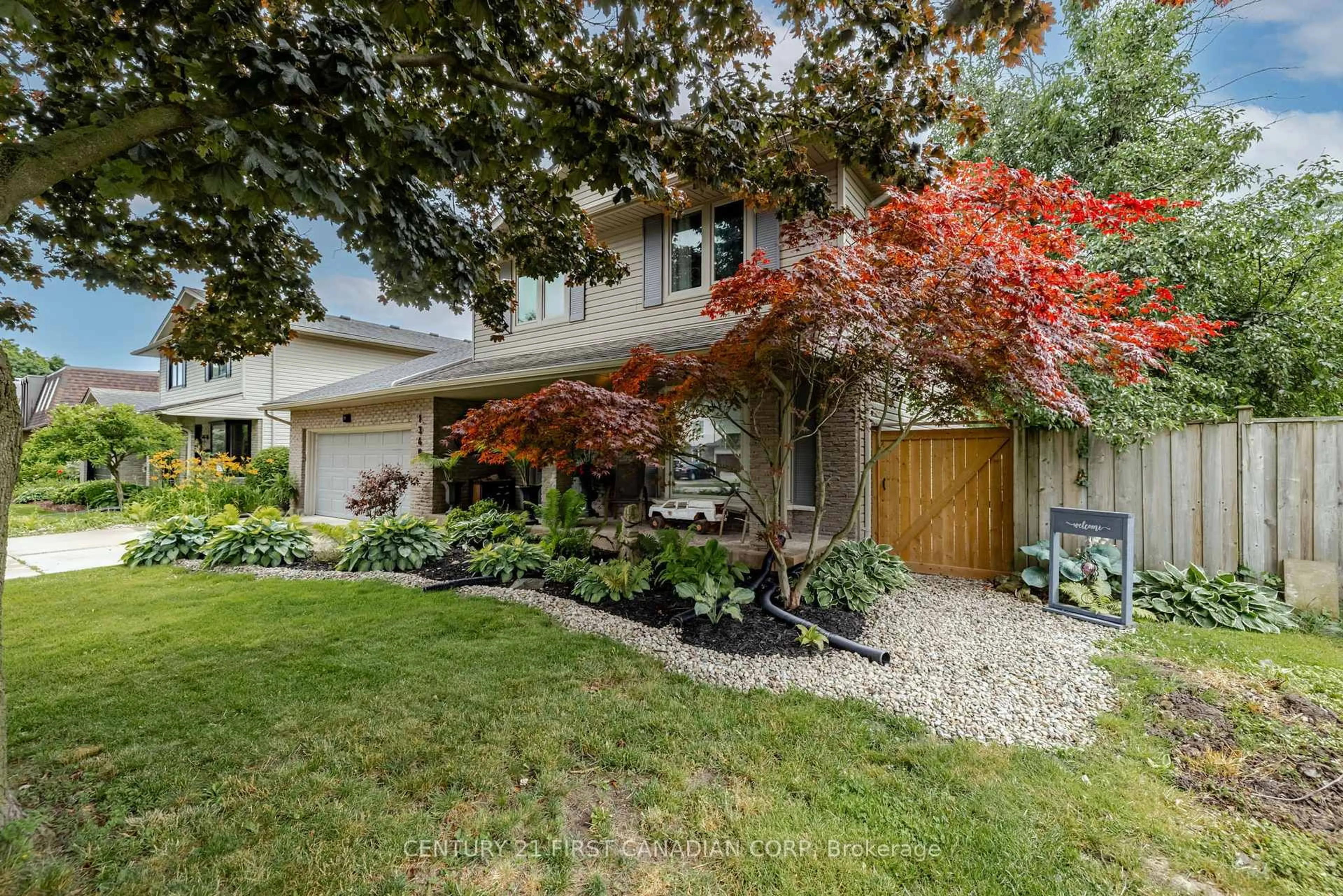 Home with brick exterior material, street for 1360 Hastings Dr, London North Ontario N5X 2J3