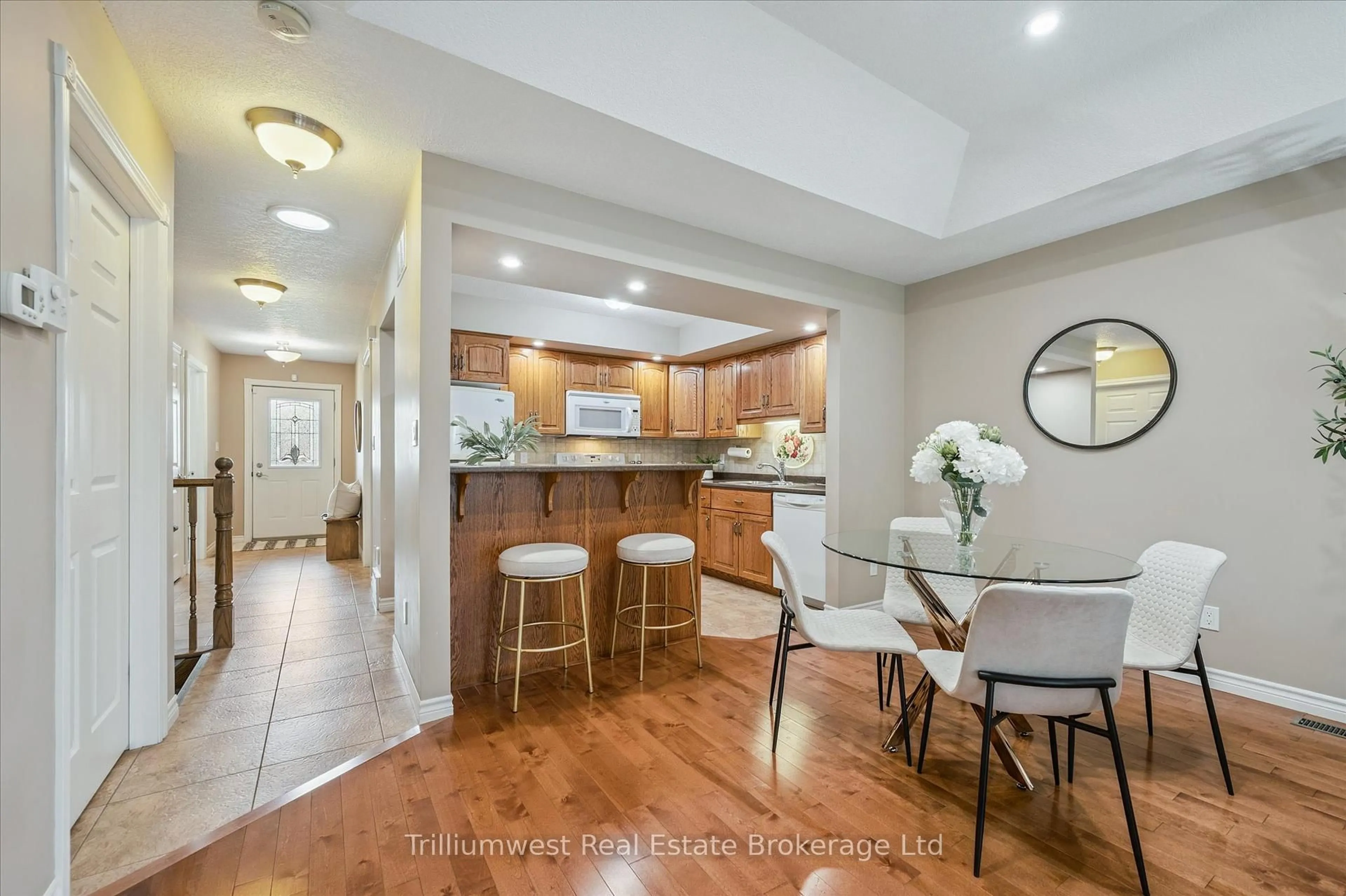 Open concept kitchen, unknown for 410 Catherine St, North Huron Ontario N0G 2W0