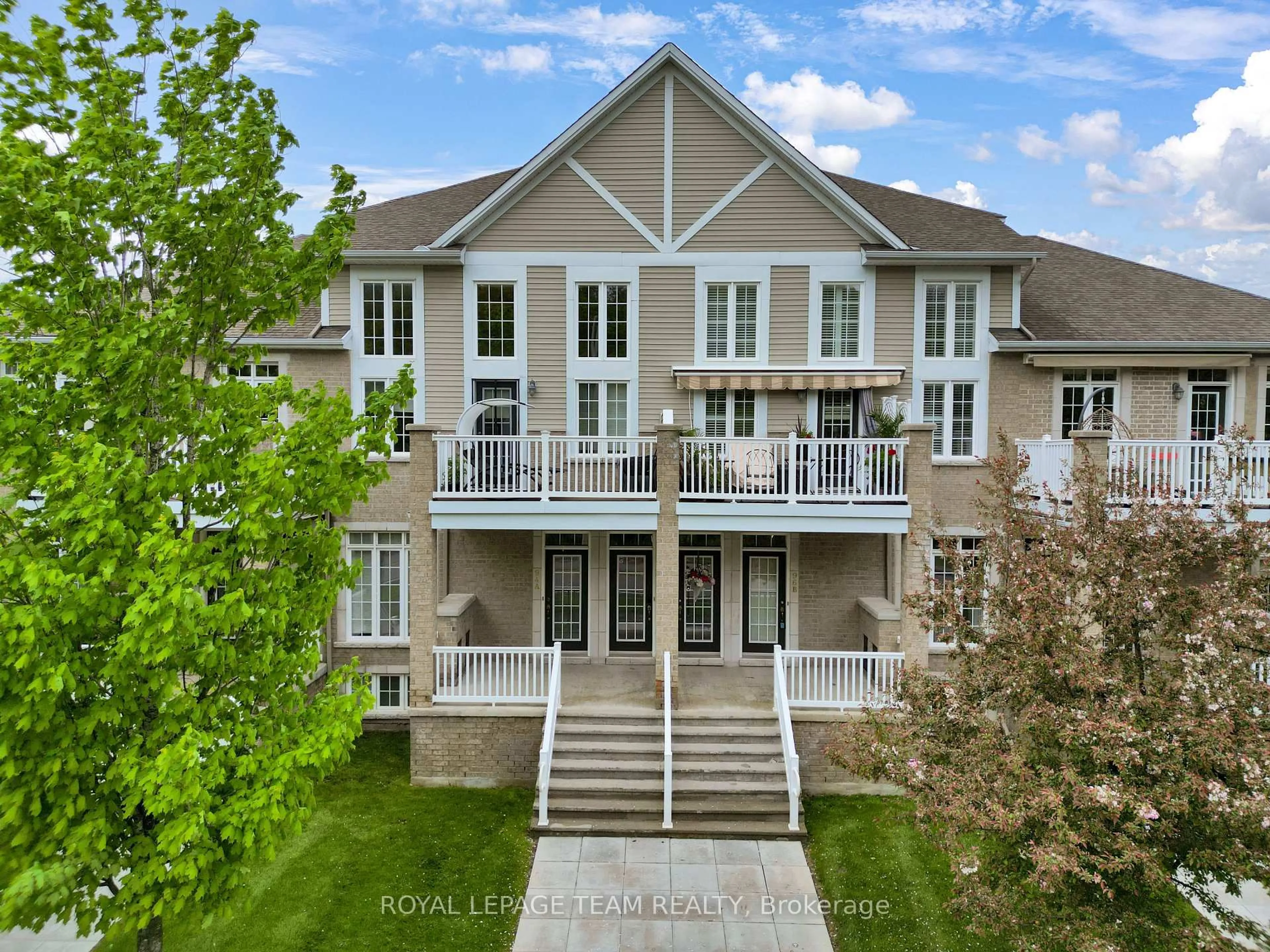 A pic from outside/outdoor area/front of a property/back of a property/a pic from drone, unknown for 96 Stonehaven Dr #B, Ottawa Ontario K2M 0C4