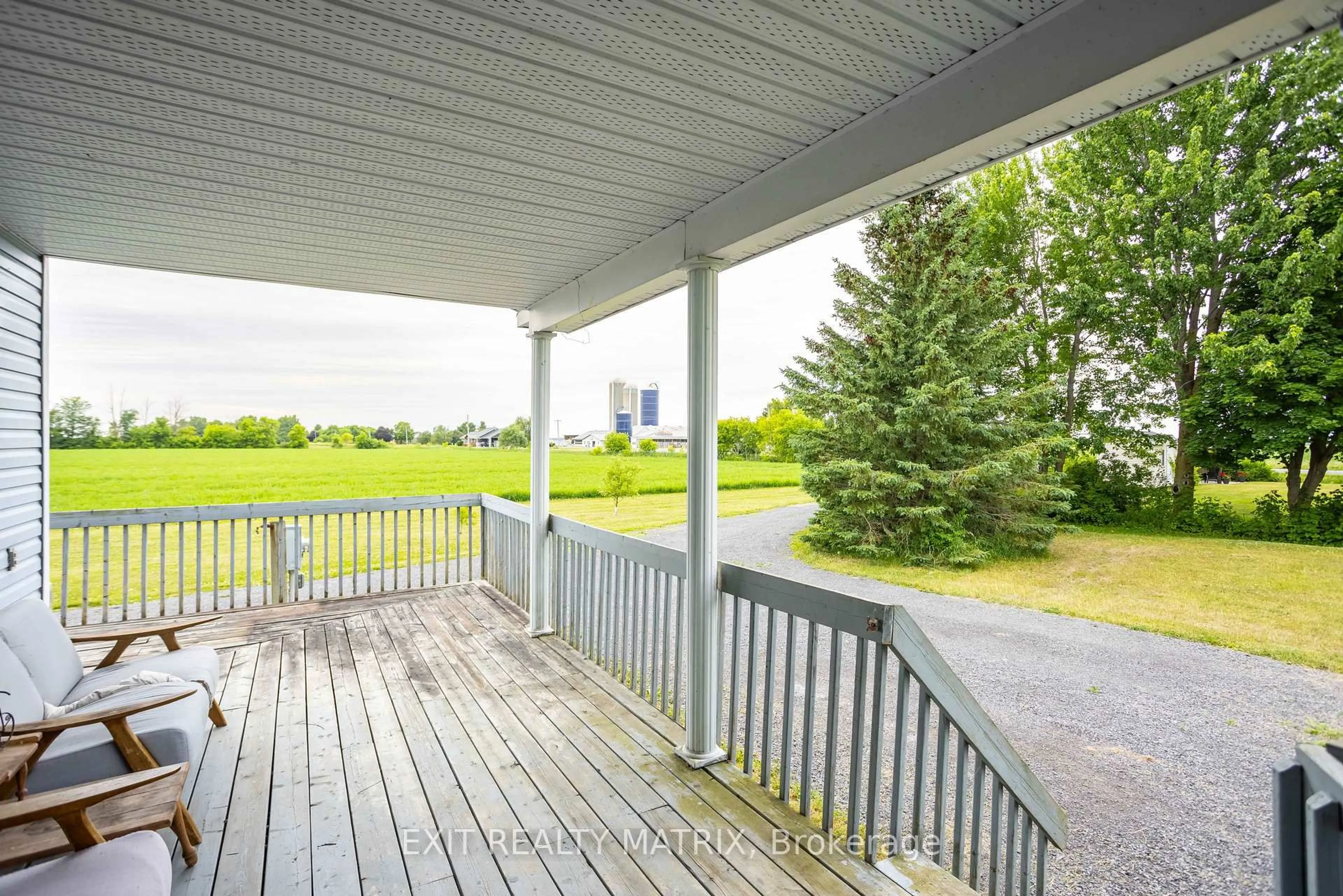 Patio, water/lake/river/ocean view for 859 800 Rte, The Nation Ontario K0A 3C0