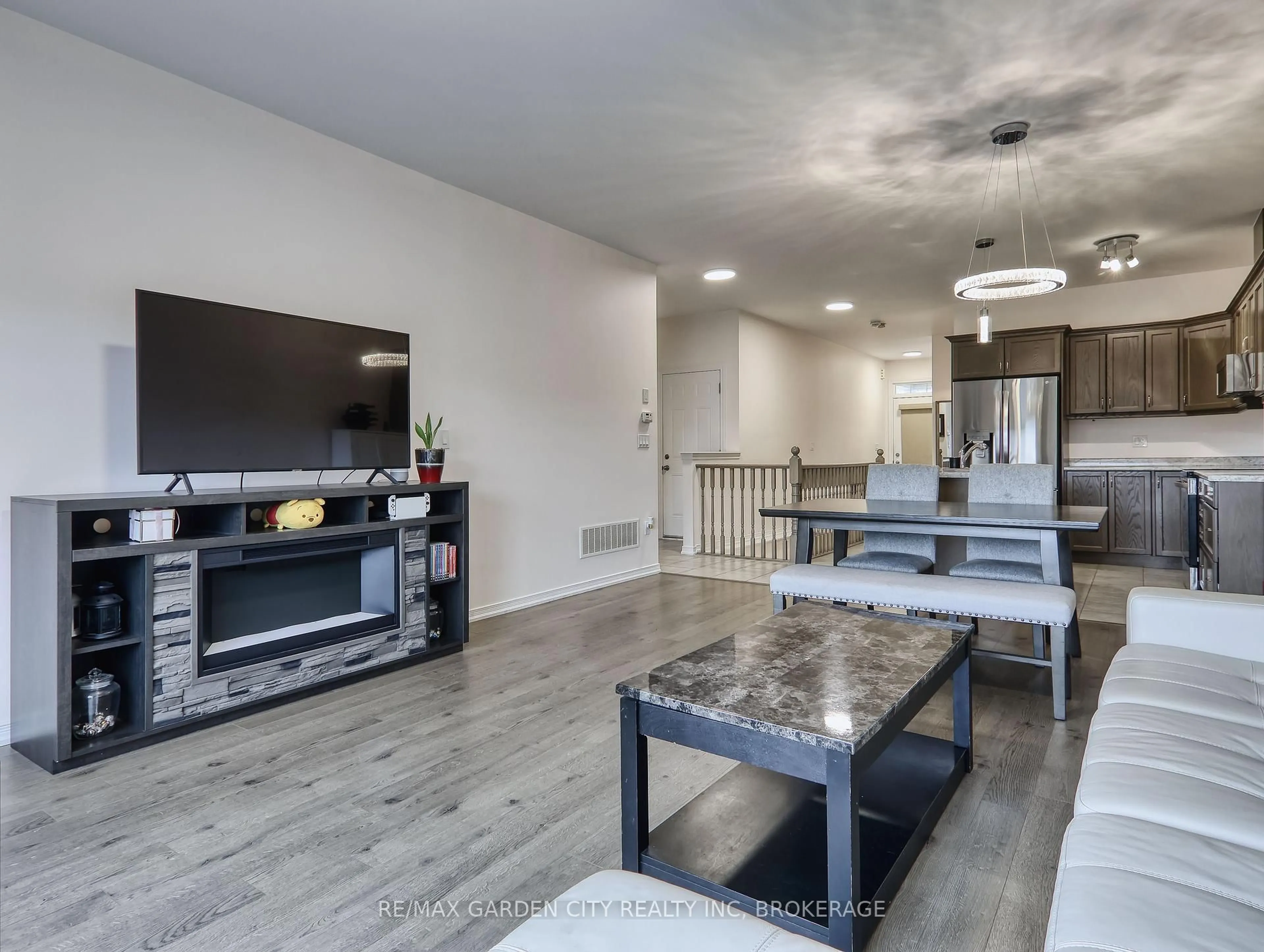 Unknown for 29 Dorchester Blvd, St. Catharines Ontario L2M 0B8