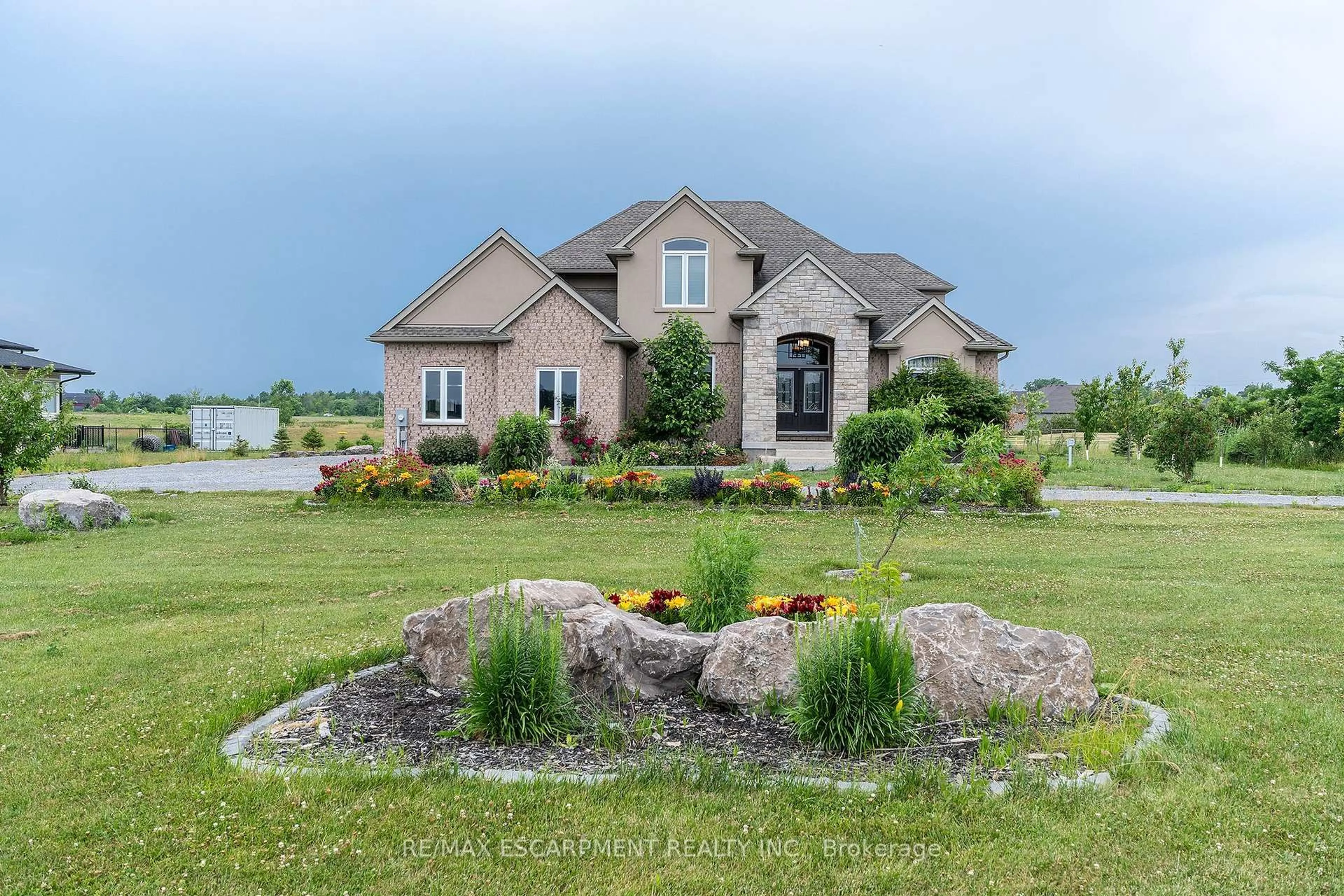 Home with brick exterior material, water/lake/river/ocean view for 270 Farr St, Pelham Ontario L0S 1C0