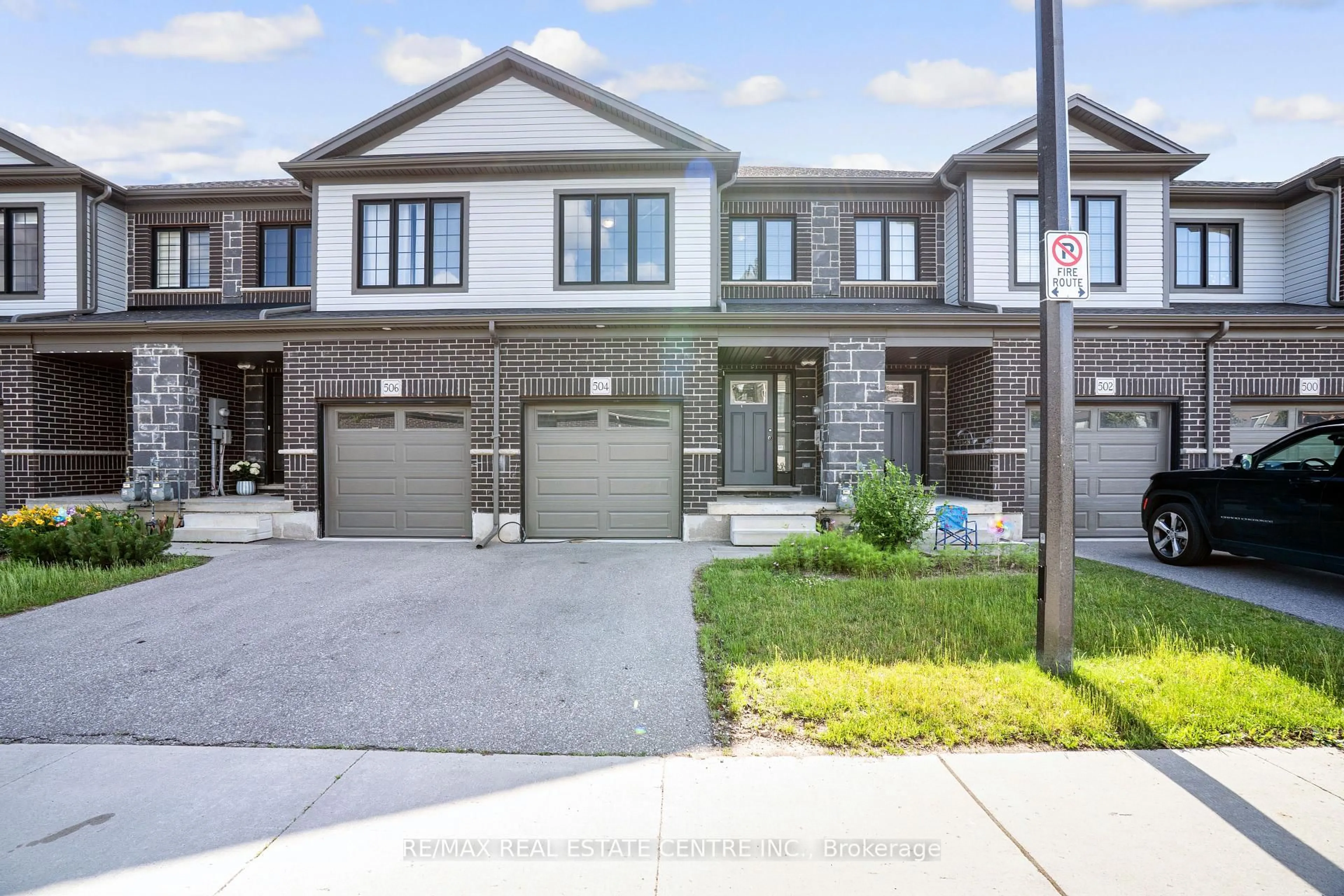 Home with brick exterior material, street for 504 WOODLEA Crt, Kitchener Ontario N2R 0P8