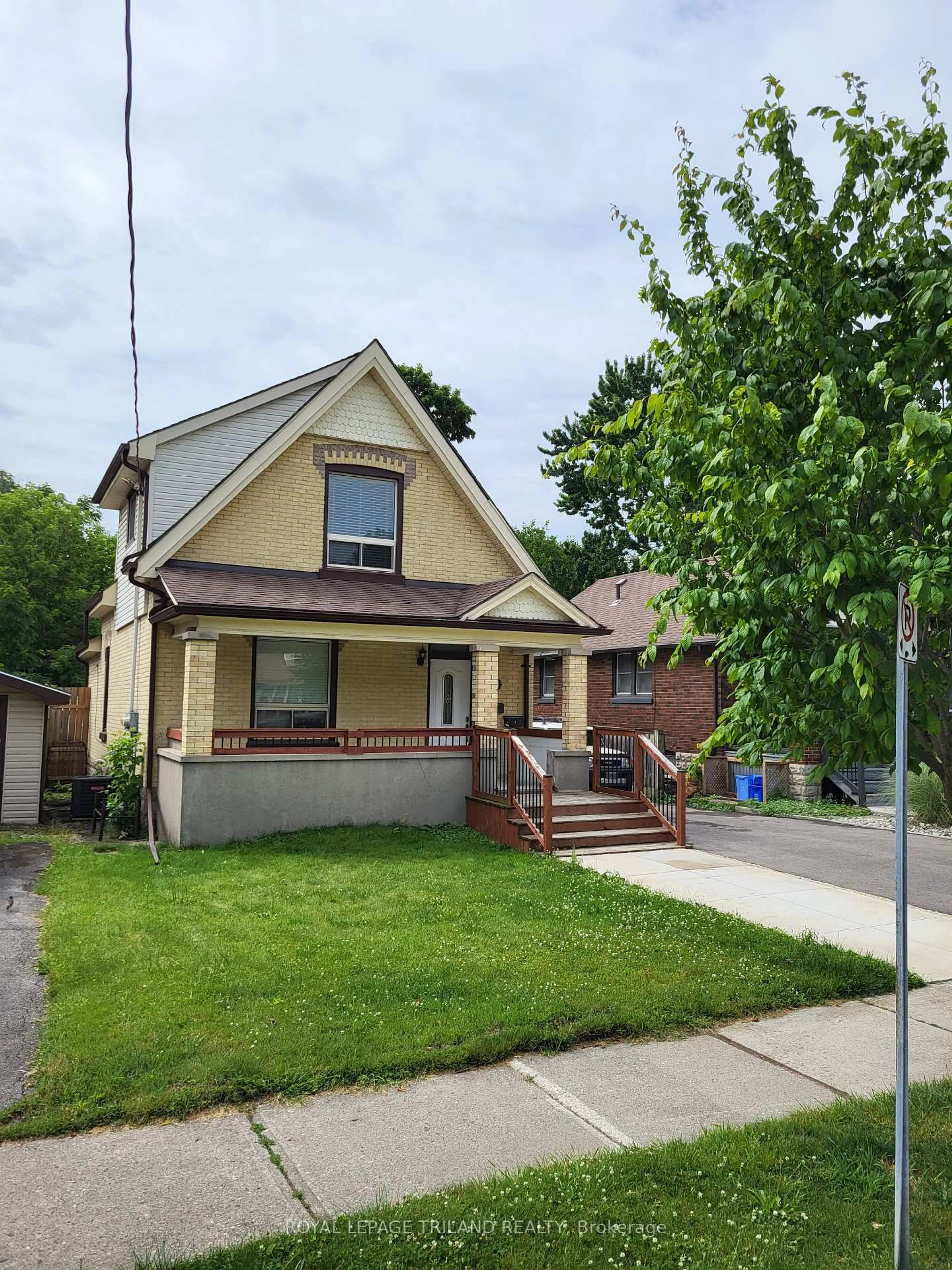 Home with brick exterior material, street for 1241 York St, London East Ontario N5W 2V1