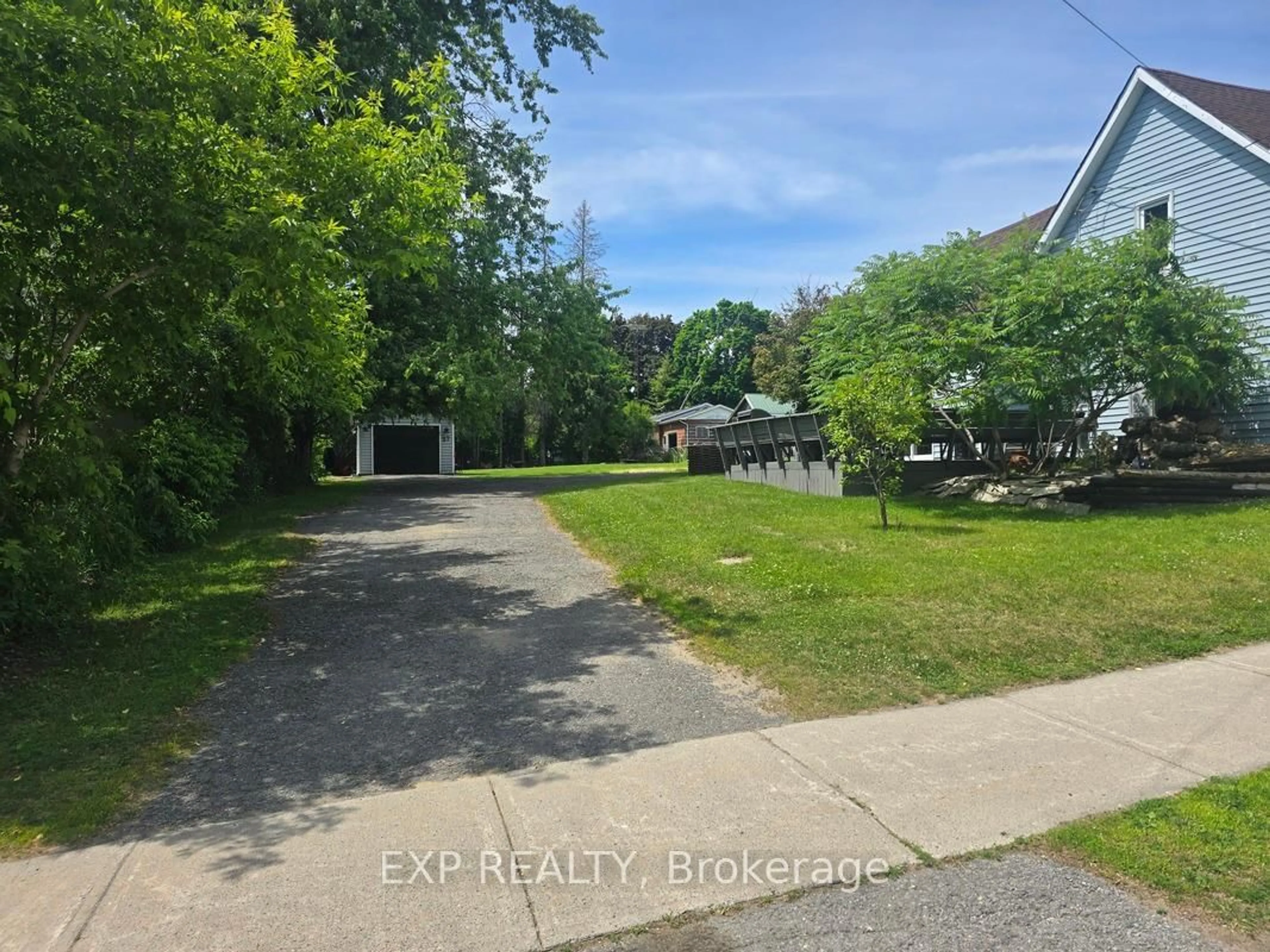 A pic from outside/outdoor area/front of a property/back of a property/a pic from drone, street for 2182 Spring St, Cramahe Ontario K0K 1M0
